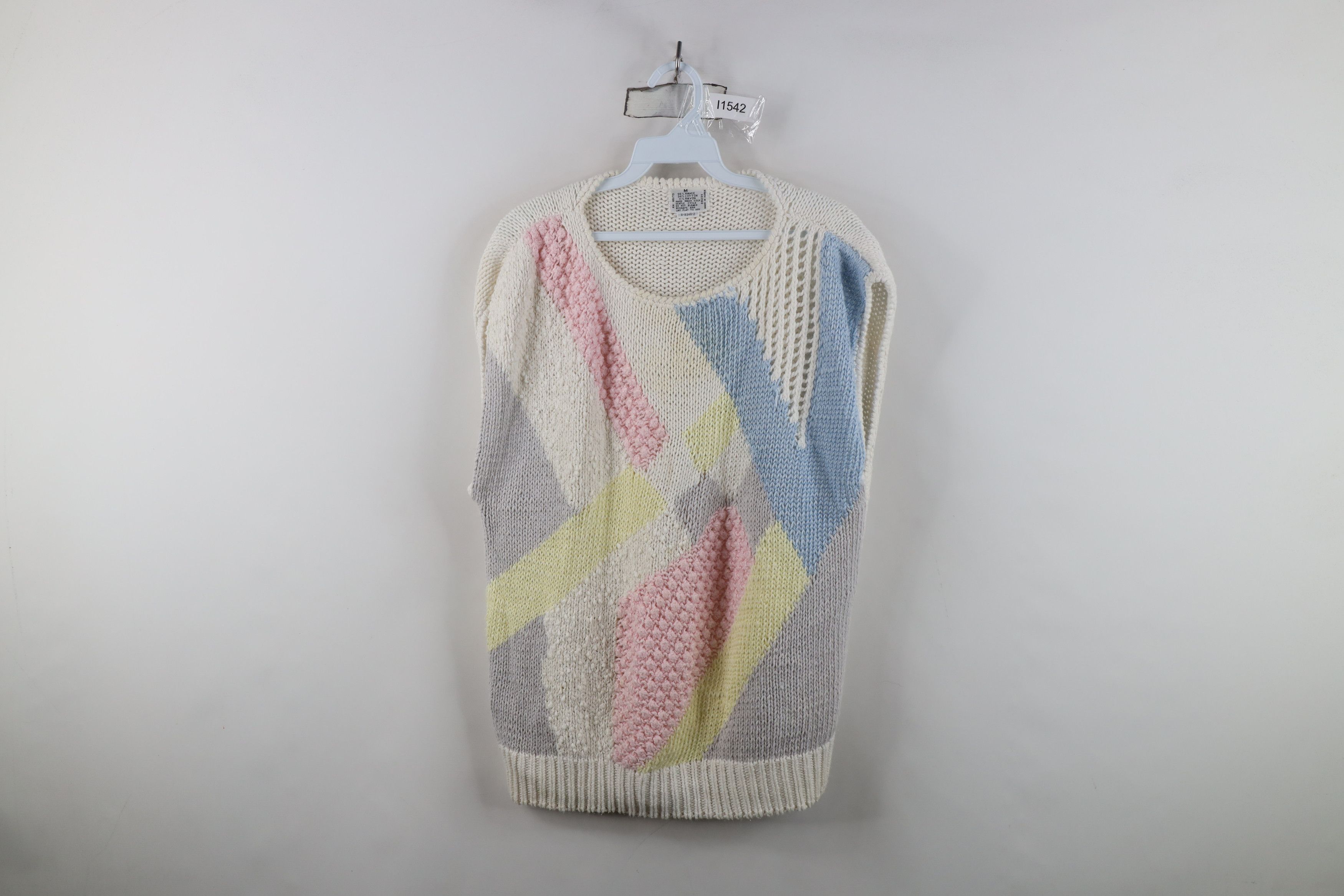 Vintage Vintage 80s Mid Mod Pastel Textured Knit Sweater Vest Size M / US 6-8 / IT 42-44 - 1 Thumbnail