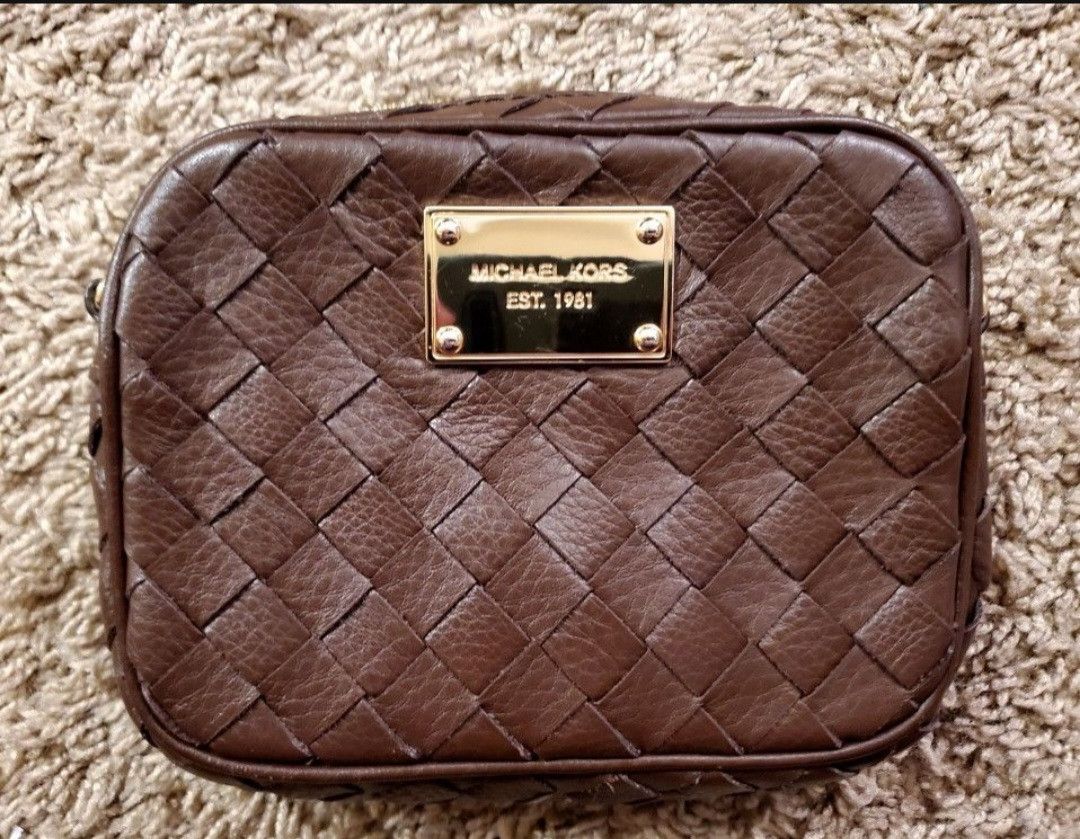 Michael Kors Vintage Michael Kors Brown Woven Leather Crossbody Purse Size ONE SIZE - 5 Thumbnail