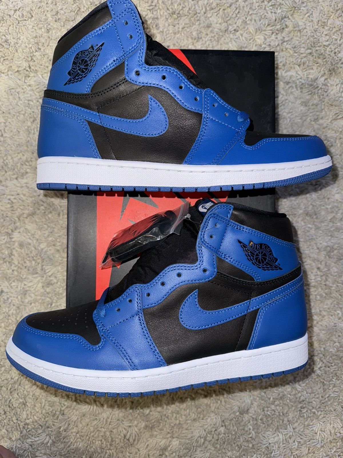 Jordan Brand Jordan 1 High Dark Marina Blue Size US 10 / EU 43 - 2 Thumbnail