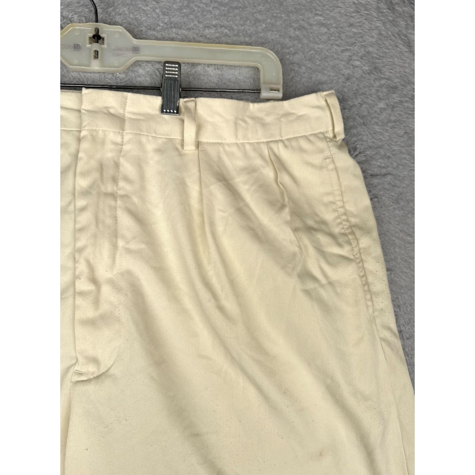 Polo Ralph Lauren Polo Ralph Lauren Polo Golf Shorts Mens 34 Beige Pleated Front Golf Polyester Dress Size US S / EU 44-46 / 1 - 5 Thumbnail