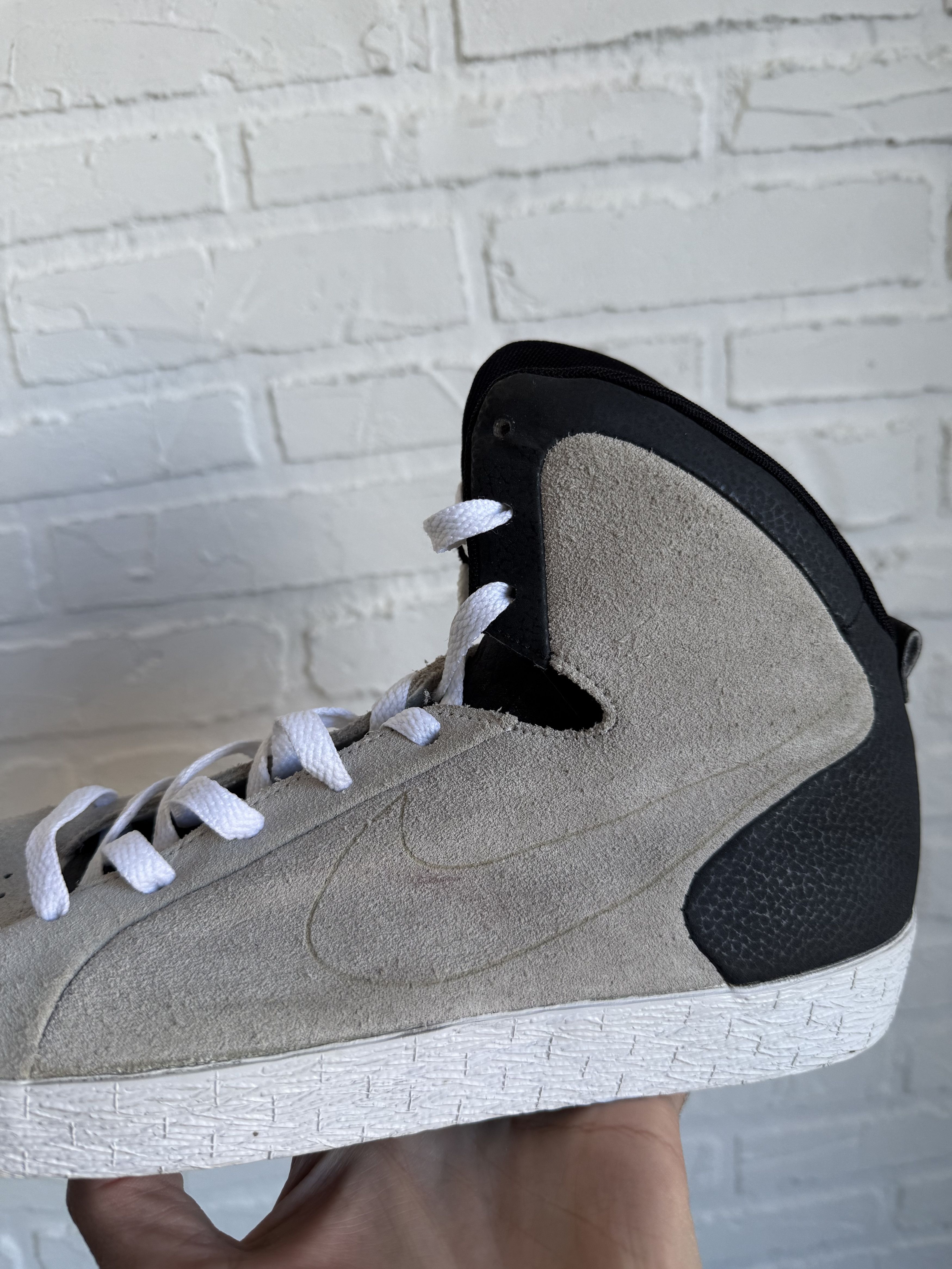 Nike RARE Nike hyperclave wolf grey suede leather ACG sneaker Size US 9.5 / EU 42-43 - 9 Thumbnail
