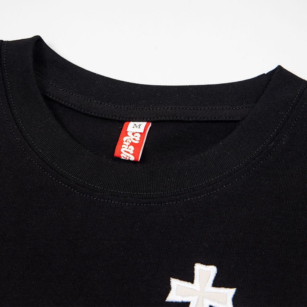 Japanese Brand Men's Loose-Fit Casual T-Shirt with Cross Embroidery Size US M / EU 48-50 / 2 - 3 Thumbnail