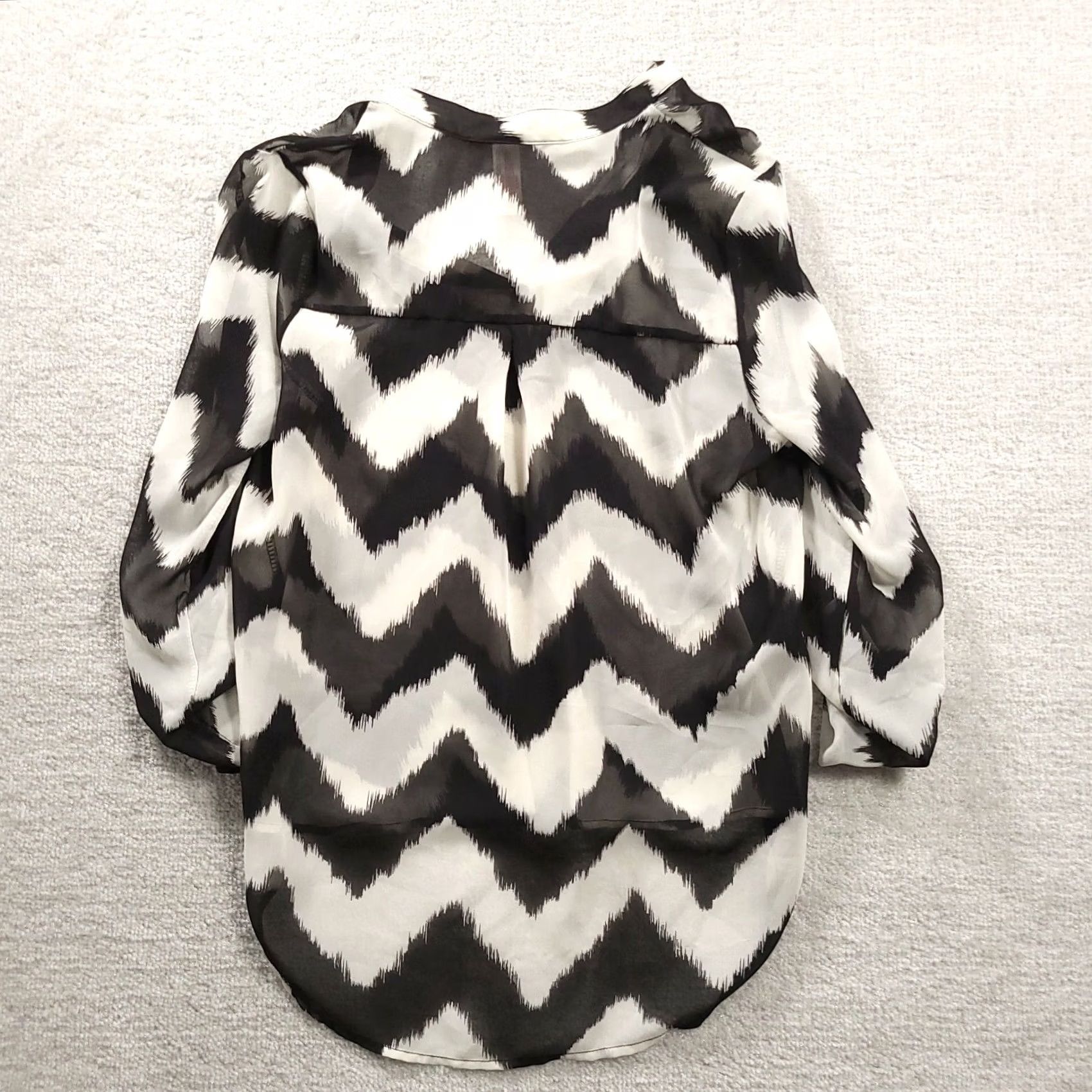 Vintage No Boundaries Black & White Animal Print Top Womens Small Roll Tab Sleeve Size S / US 4 / IT 40 - 7 Thumbnail
