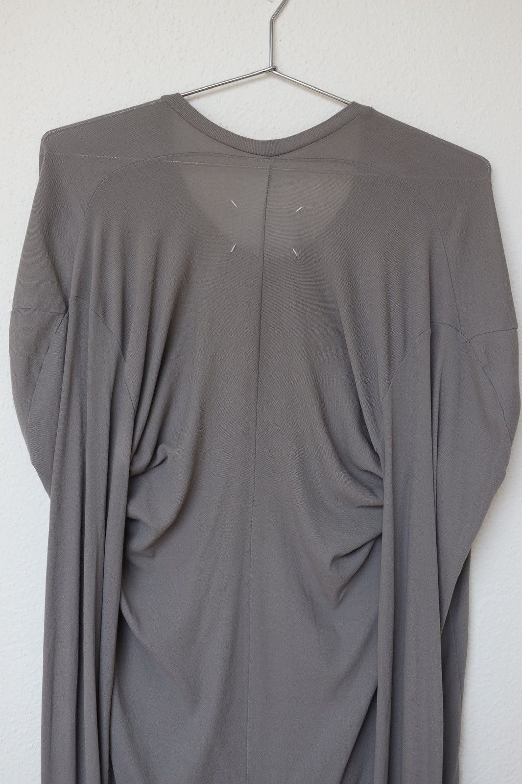 Maison Margiela Maison Margiela Grey Draped Back Long Sleeve Tshirt Size US M / EU 48-50 / 2 - 4 Thumbnail