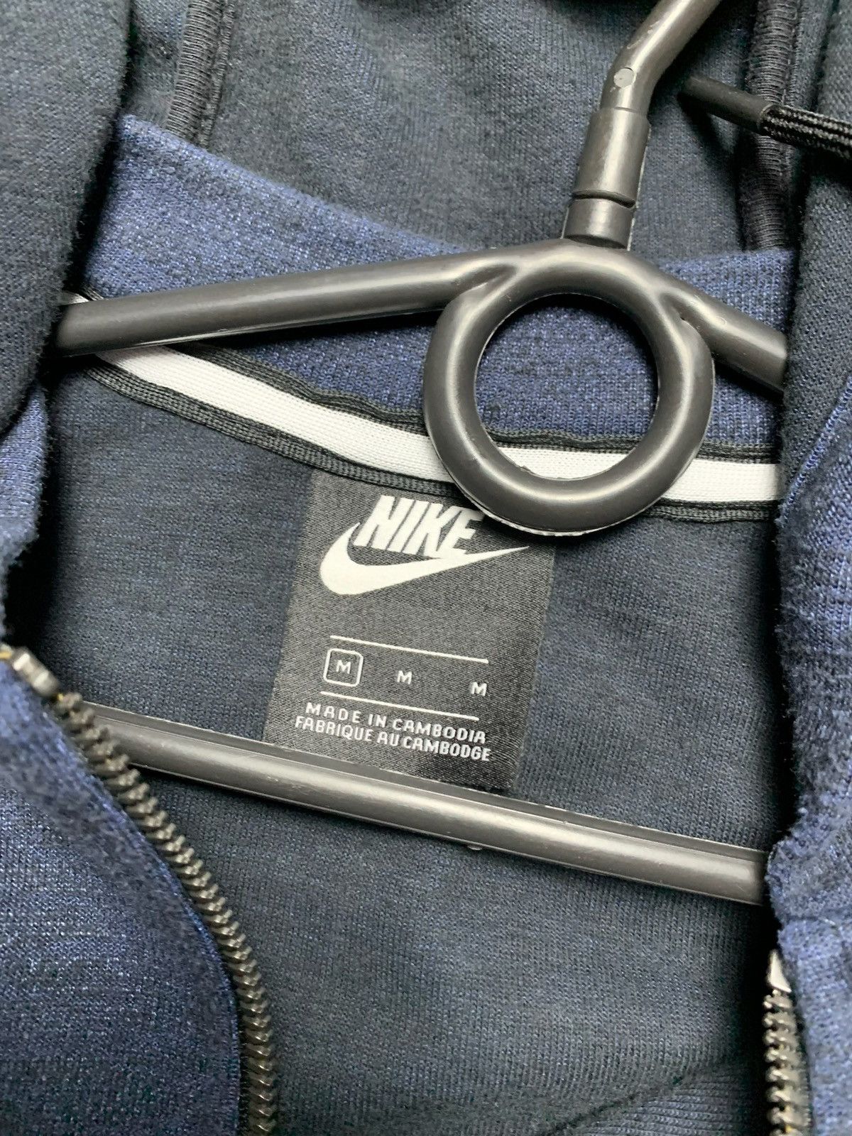 Vintage Vintage Nike tech fleece Paris PSG zip hoodie size M Size US M / EU 48-50 / 2 - 3 Thumbnail