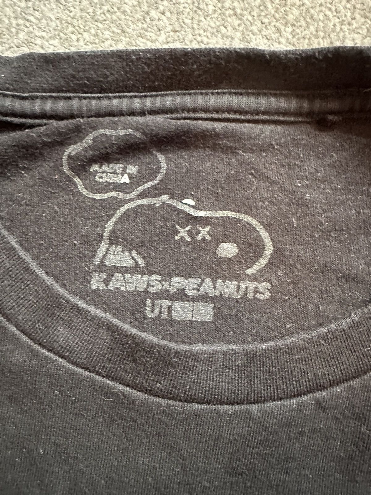 Kaws Kaws x Peanuts snoopy tee Size US L / EU 52-54 / 3 - 2 Thumbnail