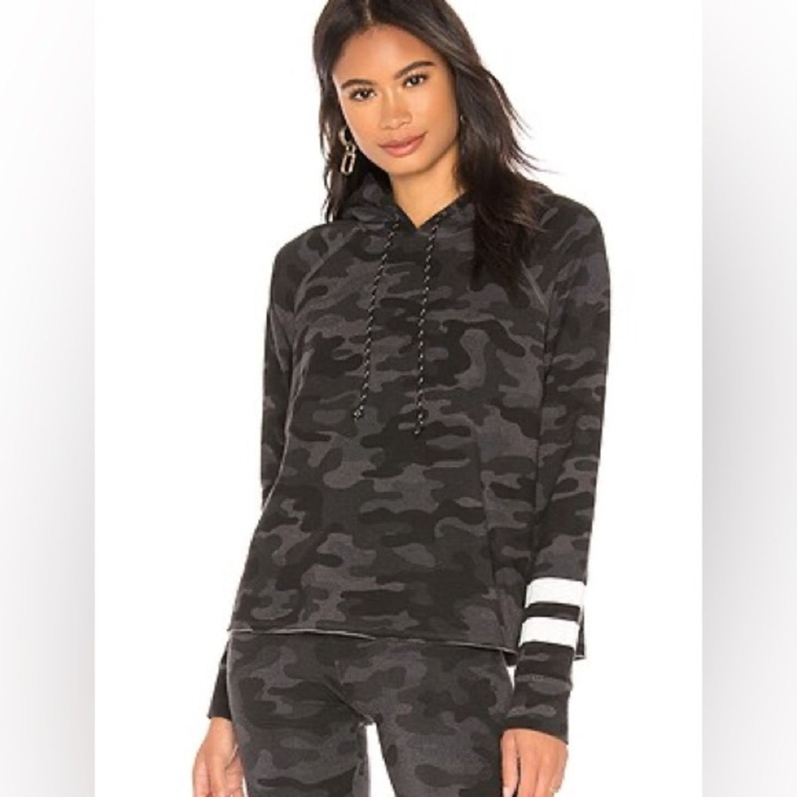 Sundry Sundry Soft Camo Stripe Sleeve Hoodie - size 2 Size M / US 6-8 / IT 42-44 - 1 Thumbnail