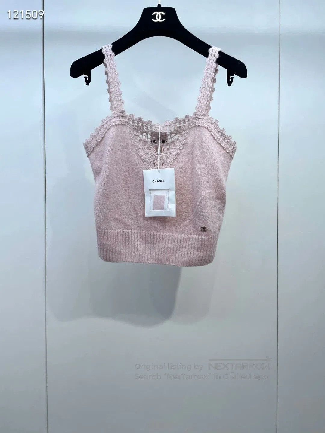 Chanel Chanel 25B Pink Crochet Camisole. Size XXS / US 00 / IT 34 - 1 Thumbnail