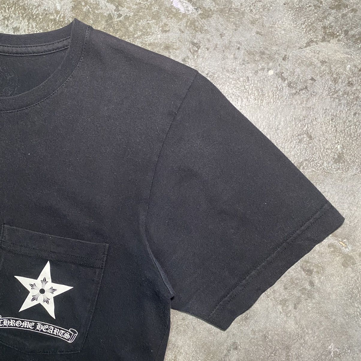 Chrome Hearts VINTAGE CHROME HEARTS STAR GRAPHIC POCKET T SHIRT Size US S / EU 44-46 / 1 - 6 Thumbnail