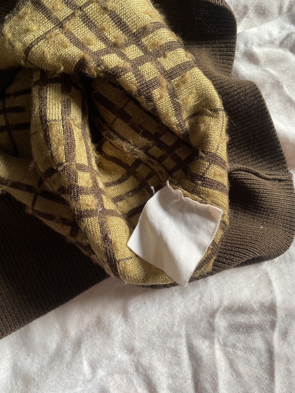 Burberry vintage burberrys checked knit vest Size US M / EU 48-50 / 2 - 4 Thumbnail
