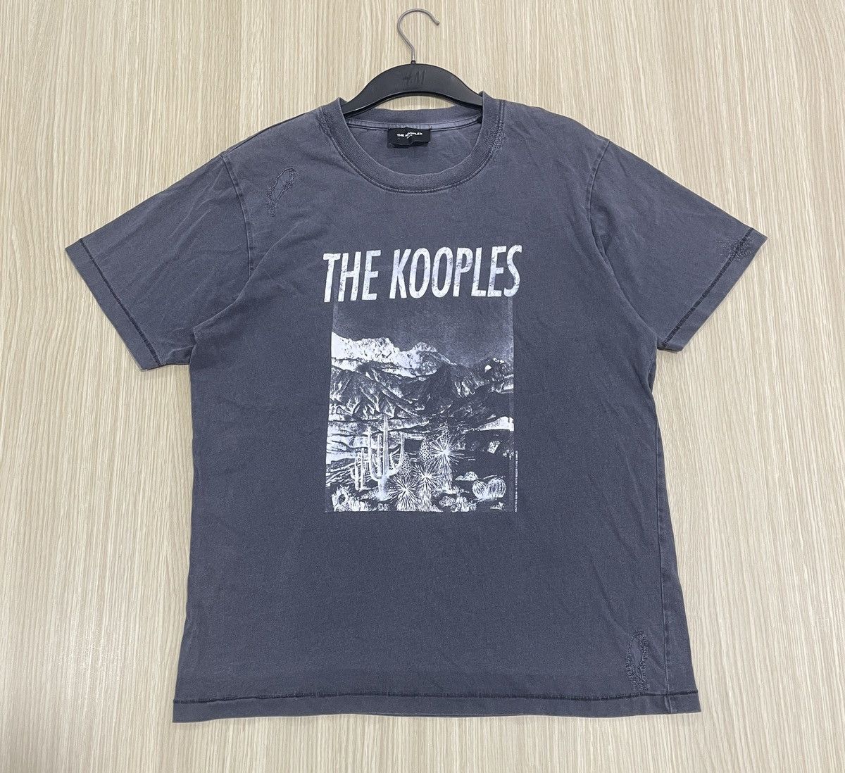 The Kooples Luxury x distressed x the kopples x Large x portugal Size US L / EU 52-54 / 3 - 1 Thumbnail