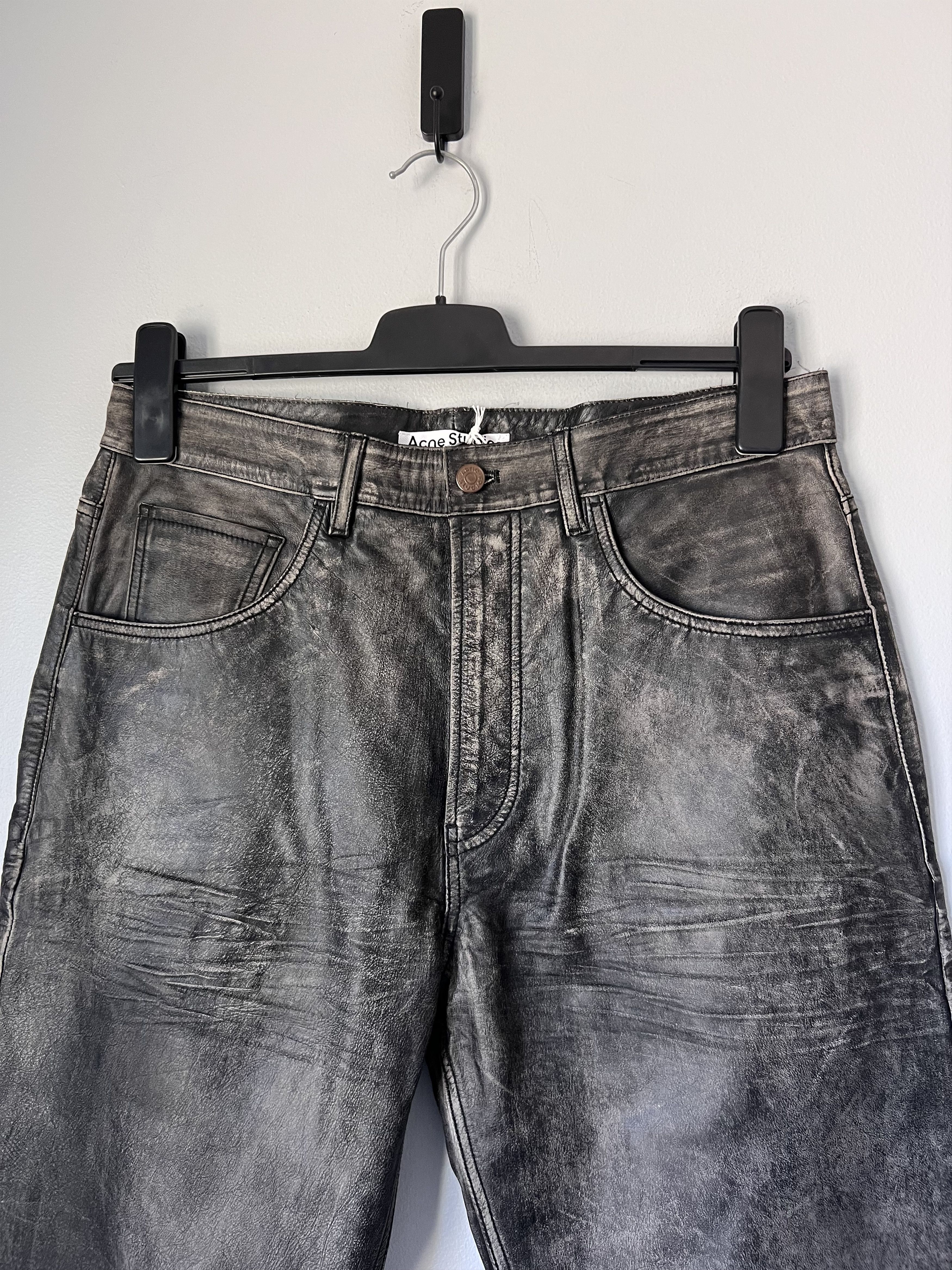 Acne Studios Acne Studios 2021 Sanding Leather Pants in Black Size US 32 / EU 48 - 2 Thumbnail