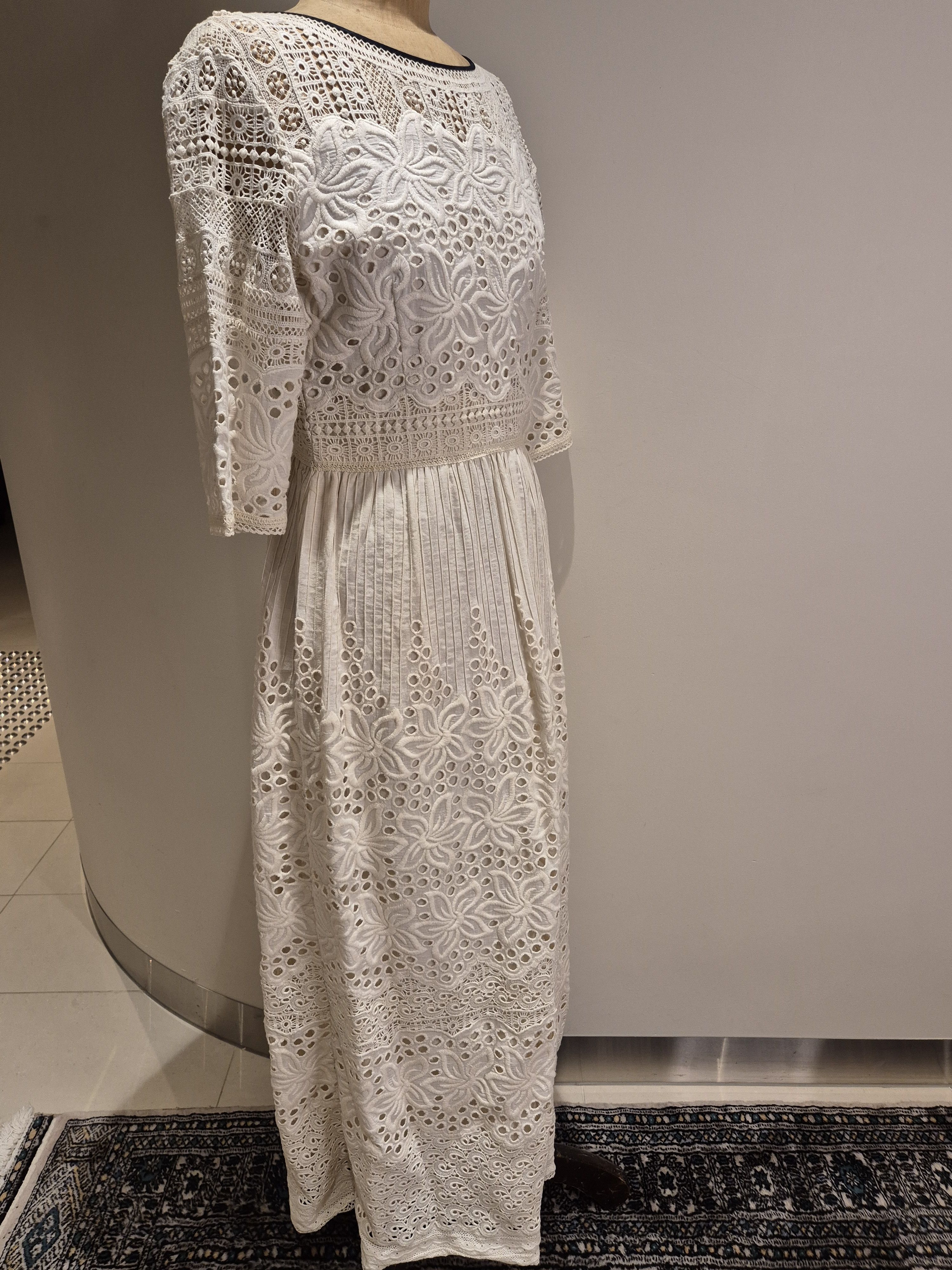Designer Talitha white cotton lace maxi dress Size S / US 4 / IT 40 - 4 Thumbnail