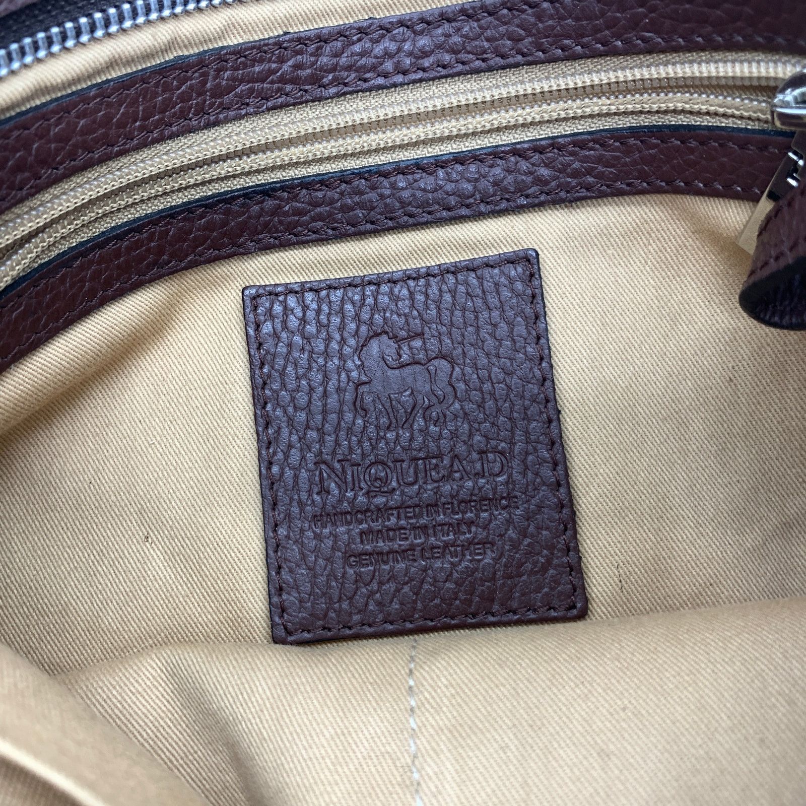 Other NIQUEA.D Genuine Leather Crossbody Purse Womens Size ONE SIZE - 4 Thumbnail