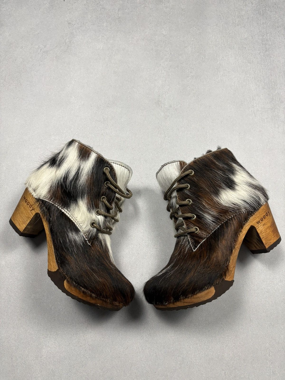 Other Woody Wood-O-Flex Cowhide Fur Ankle Boots Size 38 AvantGarde Size US 8 / IT 38 - 1 Thumbnail