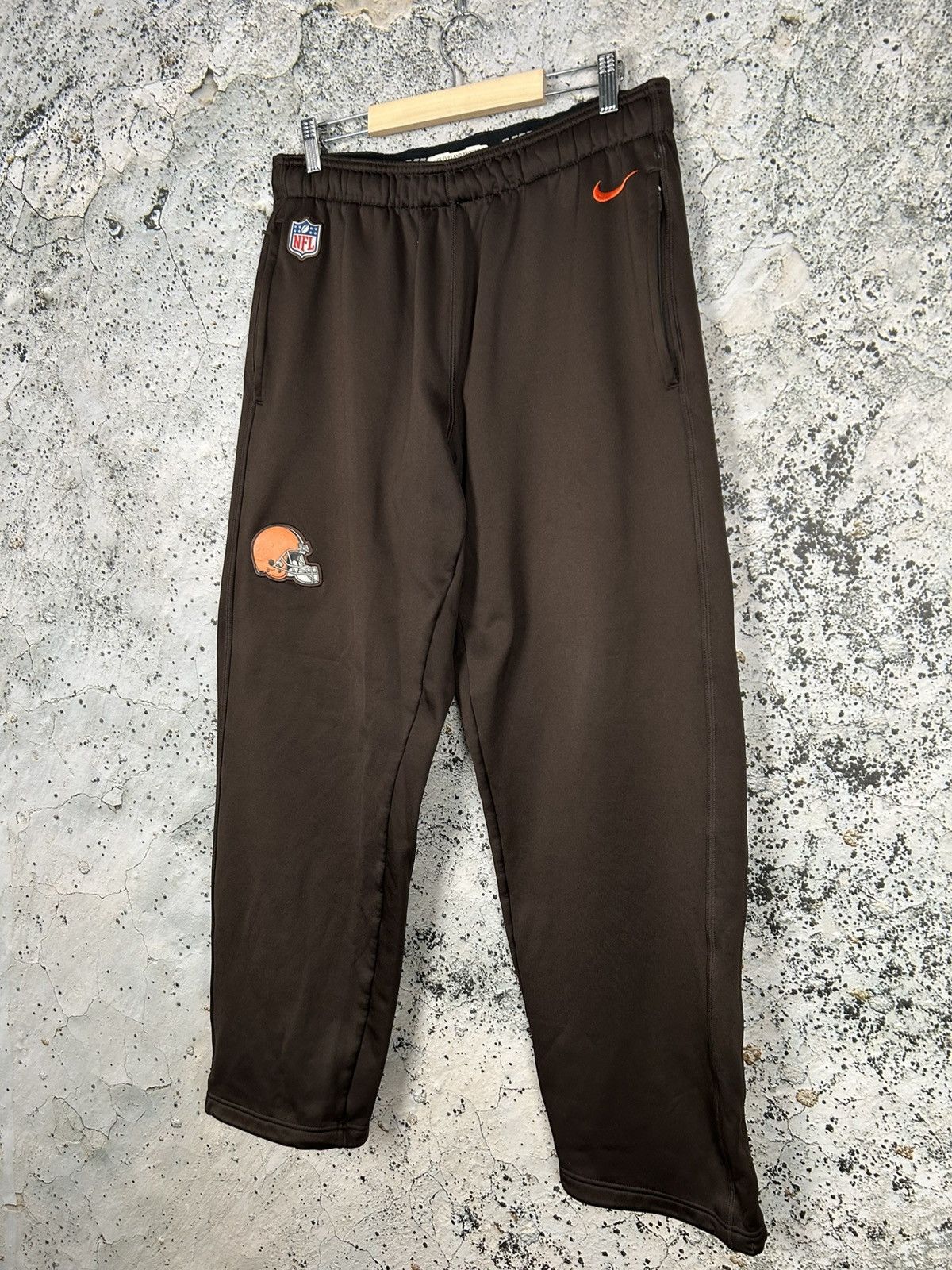 Nike Vintage Nike NFL Sportswear Sweatpants Streetwear Hype Size US 34 / EU 50 - 2 Thumbnail