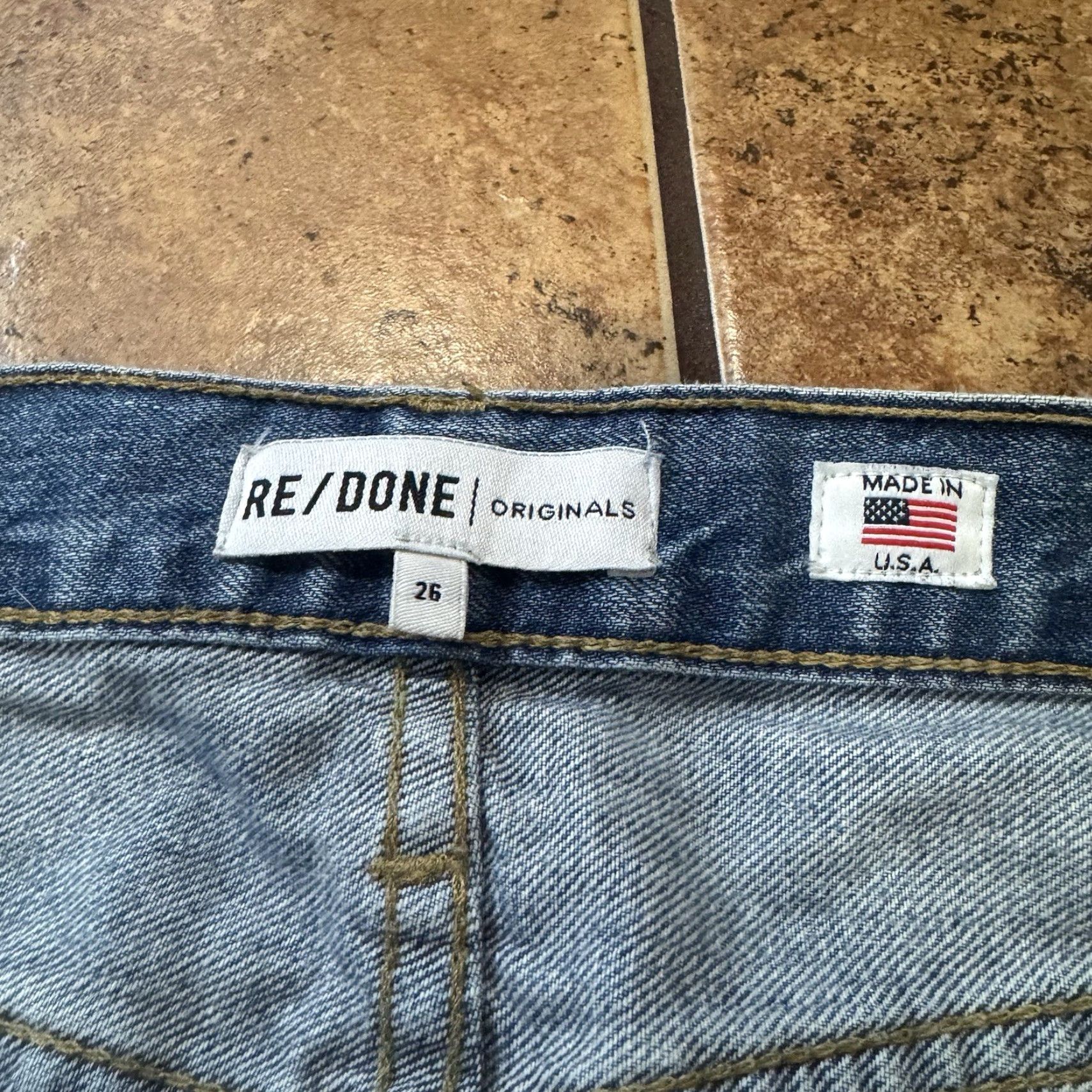 RE/DONE RE/DONE Denim Originals High Rise Light Wash Jeans 26 Regular Straight Womens Distressed 30.5" W 26" Inseam Blue Denim Size 26" / US 2 / IT 38 - 5 Thumbnail