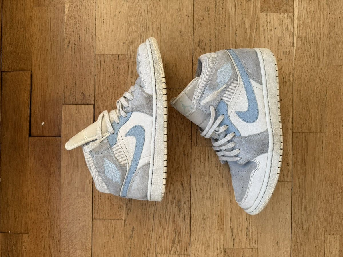 Jordan Brand Jordan 1 Mid Size US 10.5 / EU 43-44 - 1 Thumbnail
