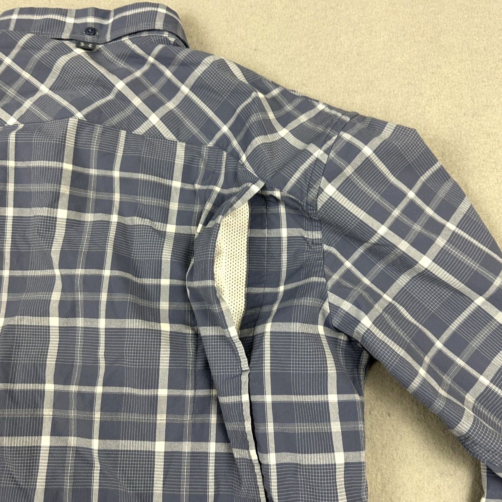 Under Armour Under Armour Shirt Men Medium Blue Plaid Long Sleeve Button Up Fishing Outdoor M Size US M / EU 48-50 / 2 - 5 Thumbnail