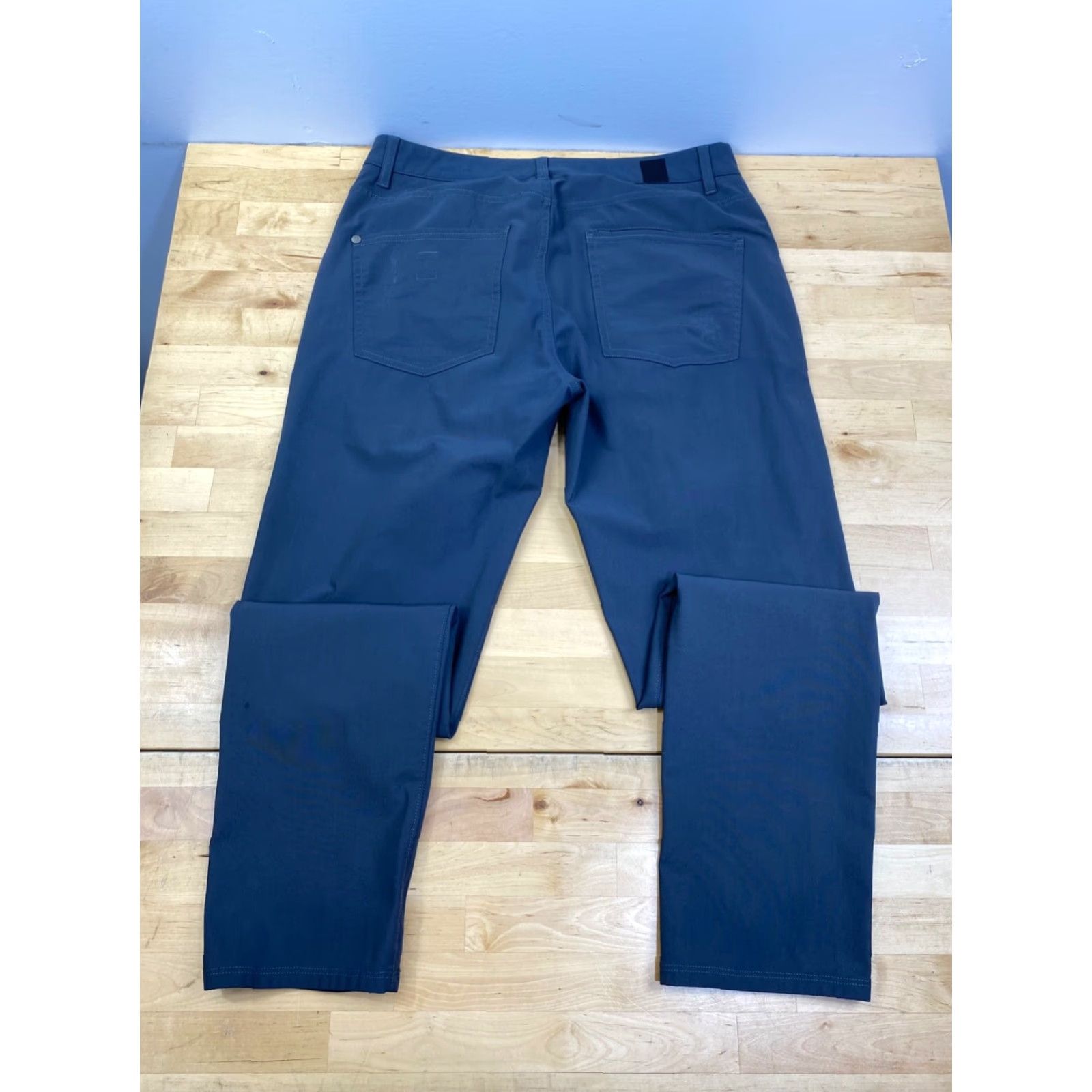 Vuori Vuori Pants Mens 30x32 Gray Chino Straight Stretch Casual Regular 10323 Size US 30 / EU 46 - 8 Thumbnail