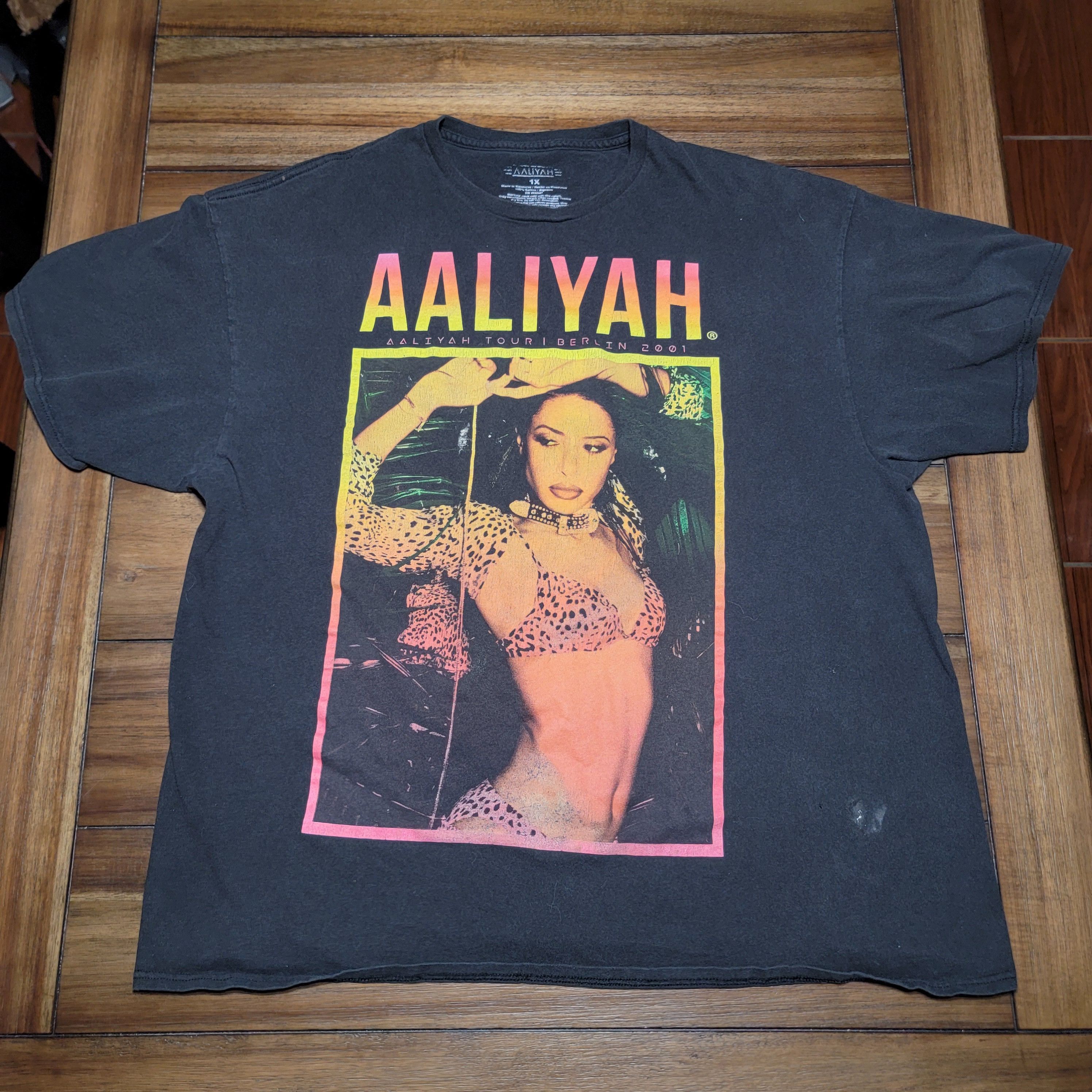 Other Aaliyah SS Unisex Tee "Aaliyah Tour Berlin 2001" - Size 1X Size US XL / EU 56 / 4 - 1 Thumbnail