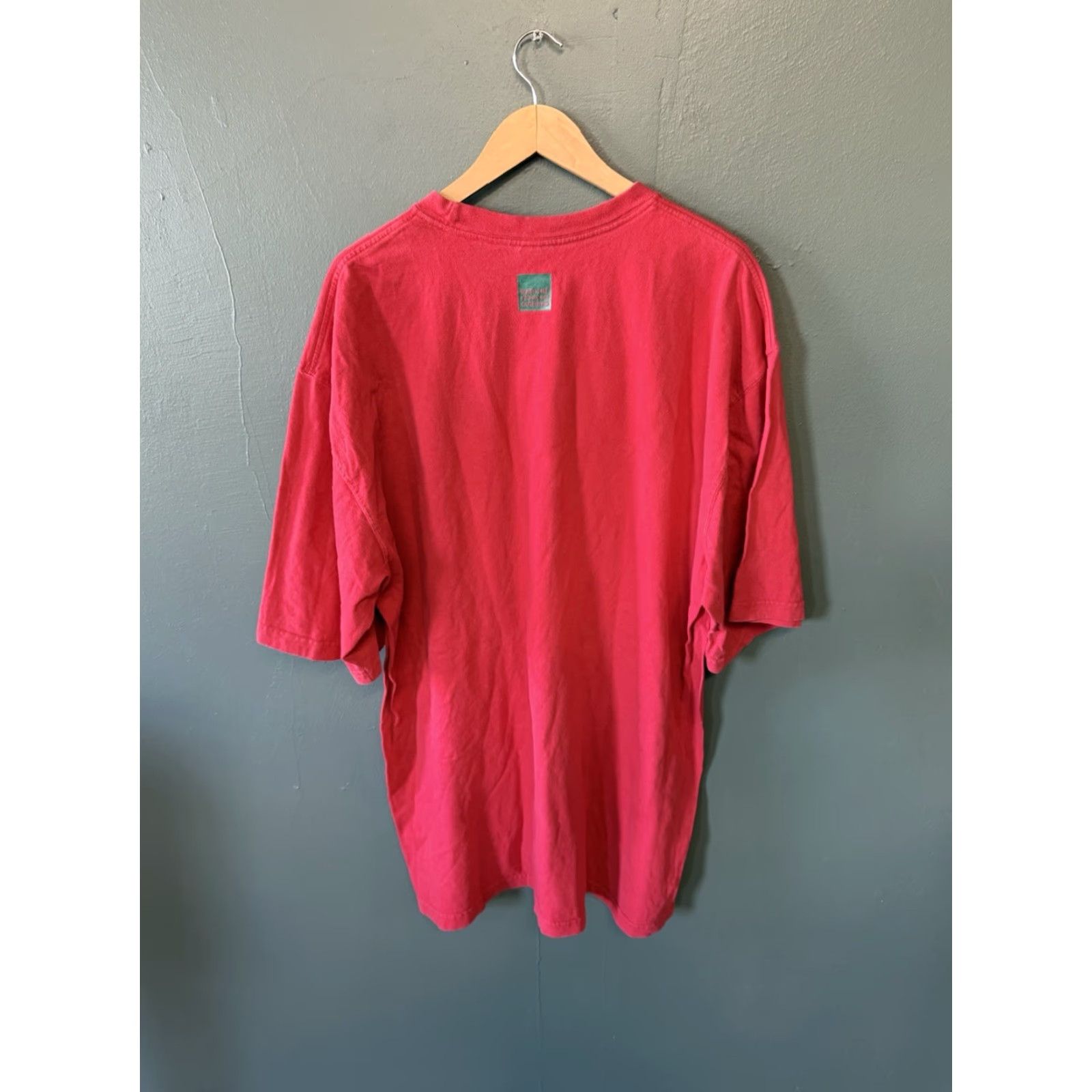 Vintage VINTAGE Marithe Francois Girbaud Mens Red Short Sleeve Graphic T-shirt 2XL Size US XXL / EU 58 / 5 - 2 Thumbnail