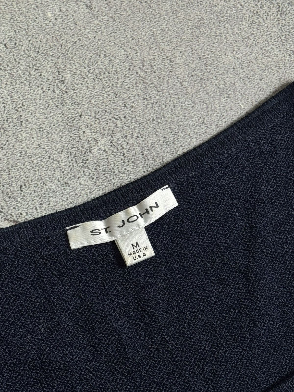 St. John St.john M/size dark blue tank top sleeveless casual Size M / US 6-8 / IT 42-44 - 4 Thumbnail