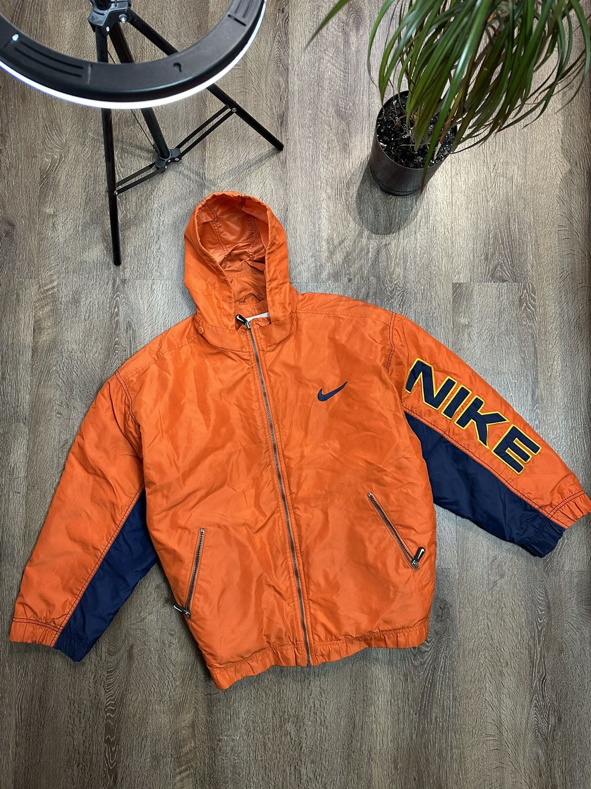 Nike 1990s Vintage Nike Light Jacket Big Logo Y2K Size US L / EU 52-54 / 3 - 3 Thumbnail