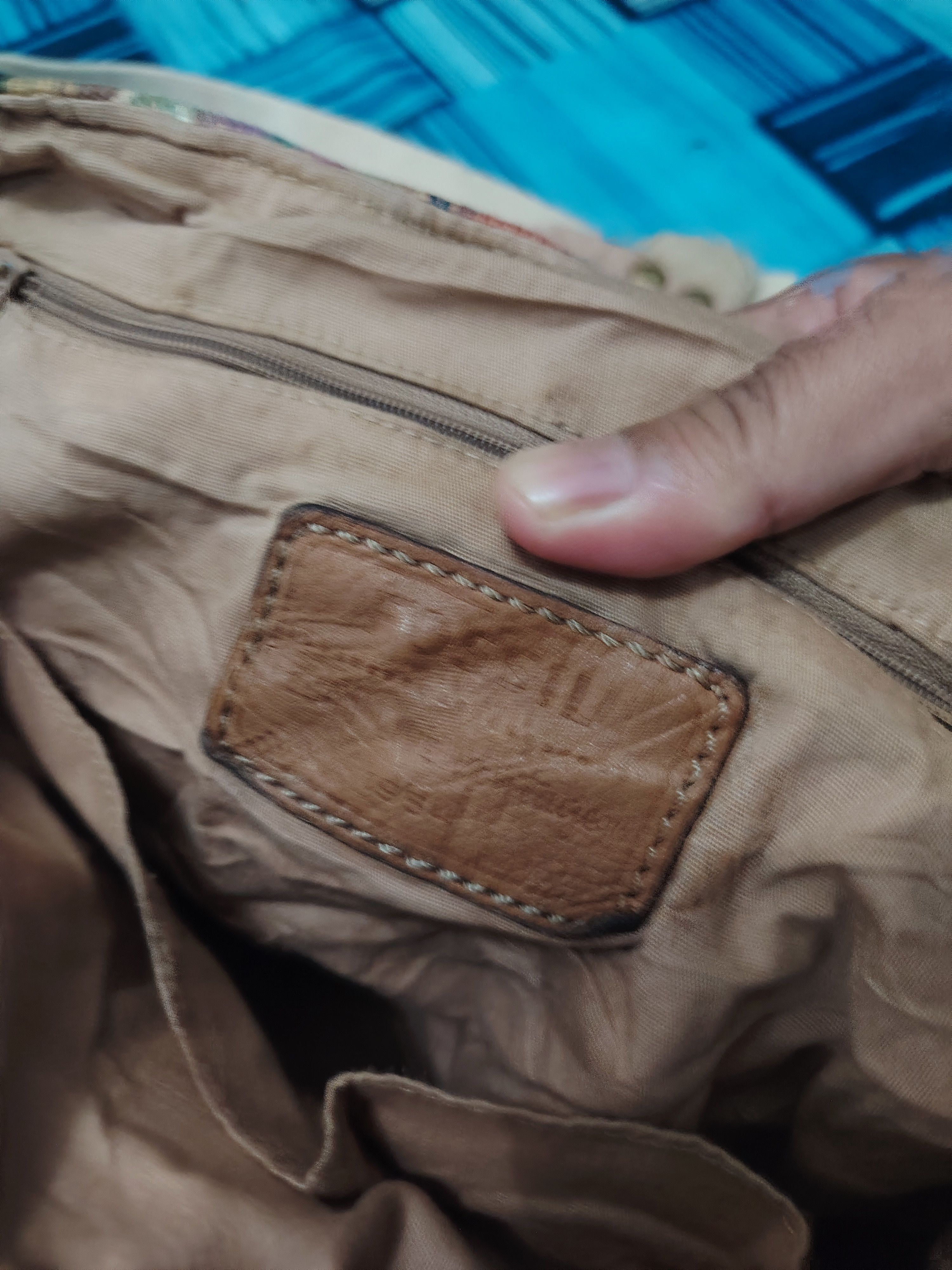 Fossil Rare Vtg Fossil Sling bag kapital Style Bag Size ONE SIZE - 17 Thumbnail