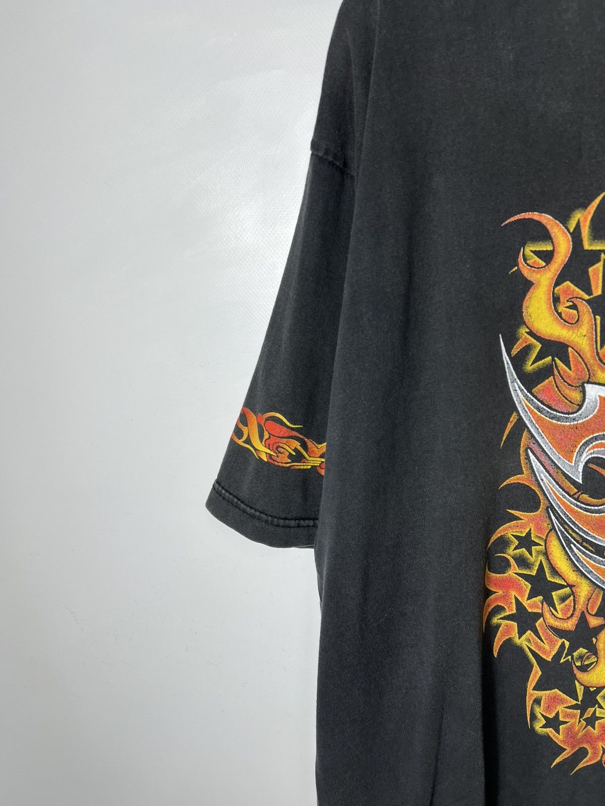 Vintage Vintage very rare streetwear Tribal Flamed y2k T-shirt Size US XL / EU 56 / 4 - 4 Thumbnail