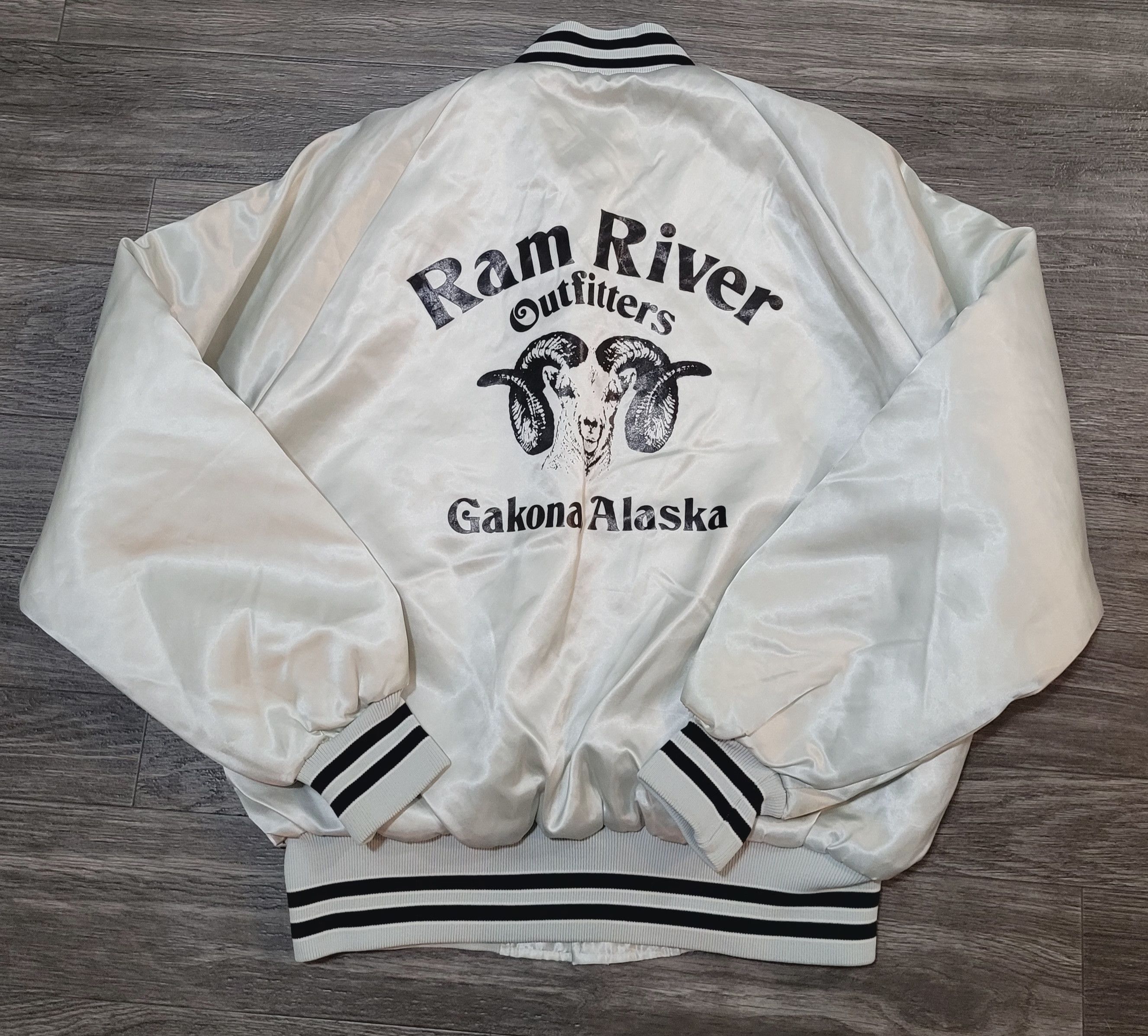 image of Dunbrooke Ram River Gakona Alaska Satin Bomber Jacket Large, Men's