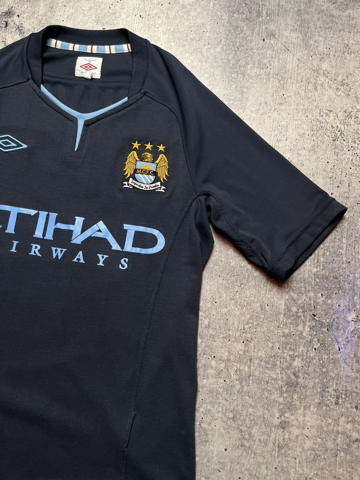 Umbro Manchester City Umbro 2010/2011 Home Soccer Jersey Football Size US XS / EU 42 / 0 - 5 Thumbnail