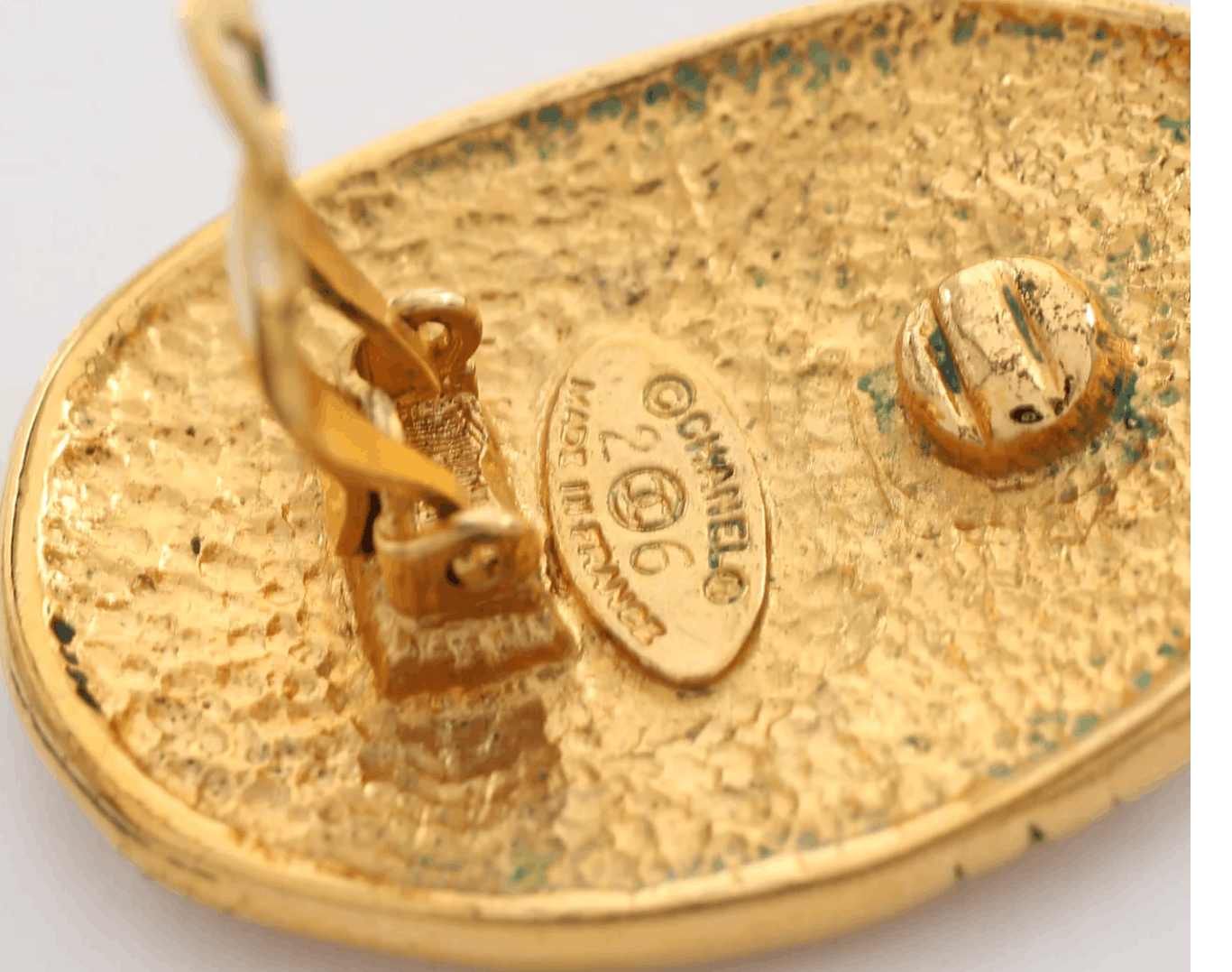 Chanel Chanel Crown Gold Clip on Earrings AUTHENTIC Size ONE SIZE - 4 Thumbnail