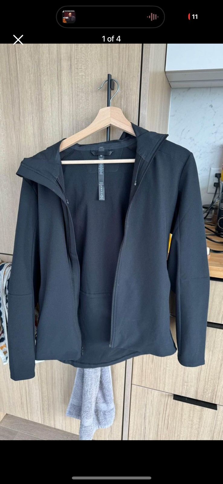 image of Lululemon Warplite Packable Running Jacket in Black, Men's (Size XS)