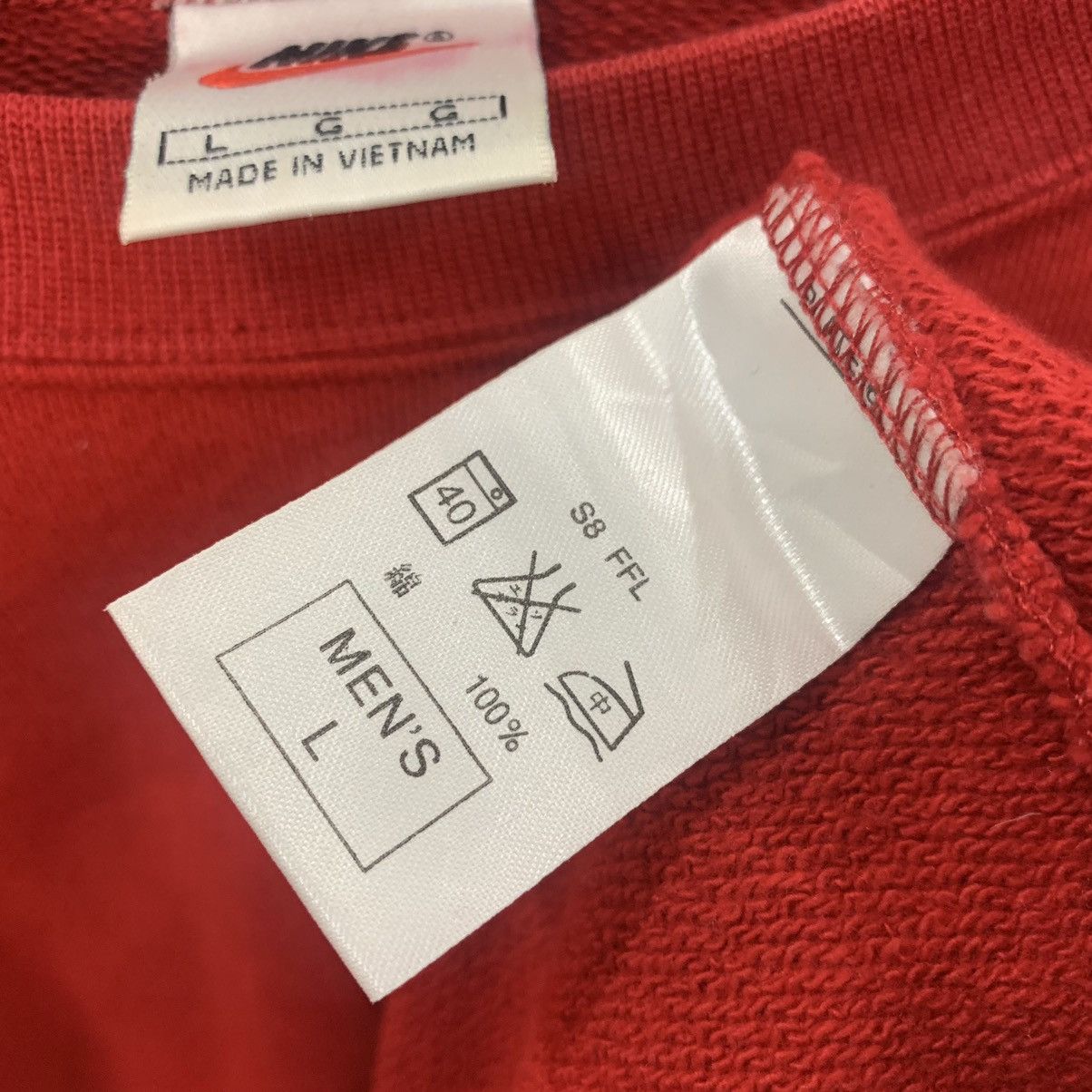 Other VINTAGE NIKE SWEATSHIRT CENTER LOGO SWOOSH 90s Size US L / EU 52-54 / 3 - 4 Thumbnail