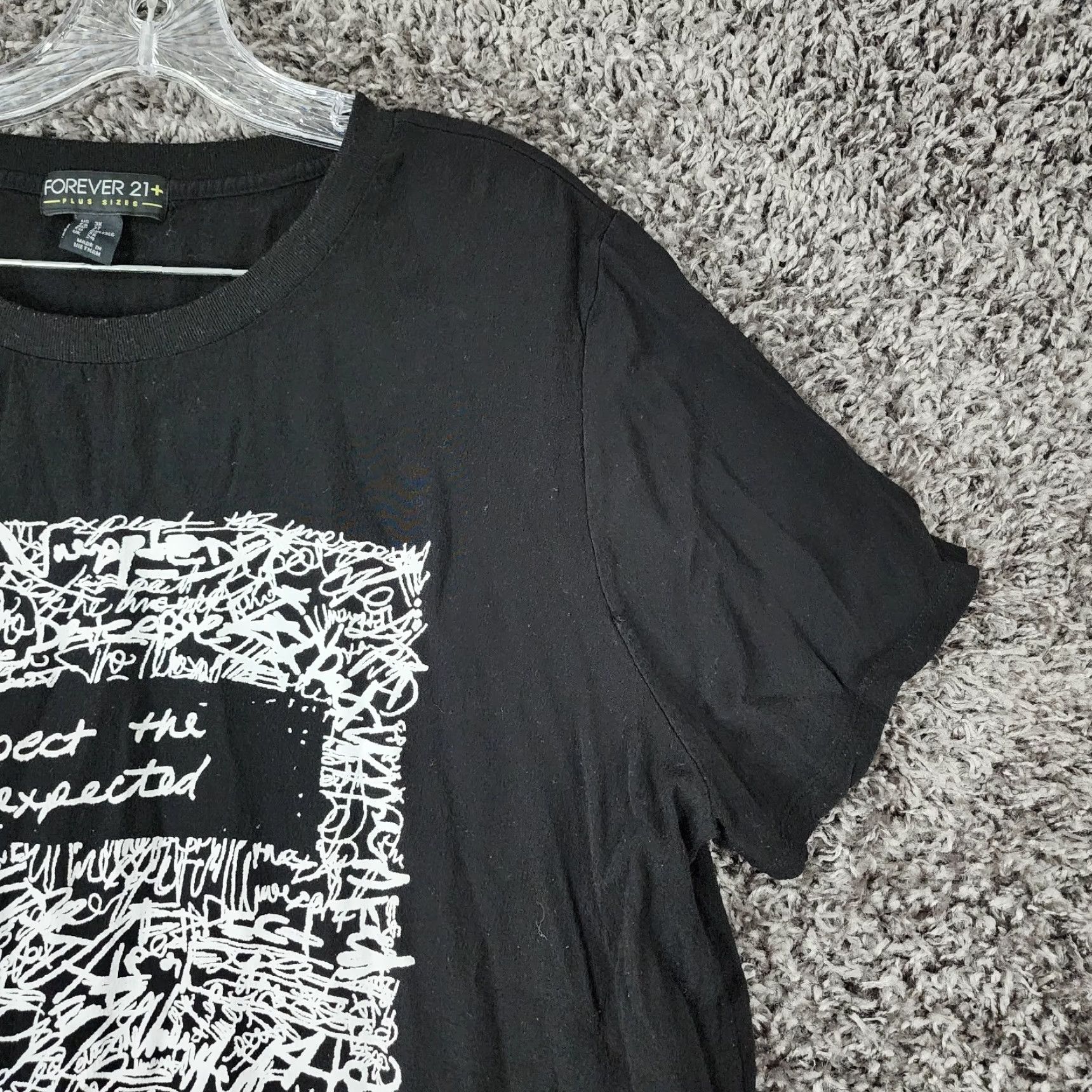 Forever 21 VINTAGE Forever 21 Plus Women's T-Shirt Short Sleeve Black Expect The Unexpected 3X Size 40" / US 18 - 3 Thumbnail
