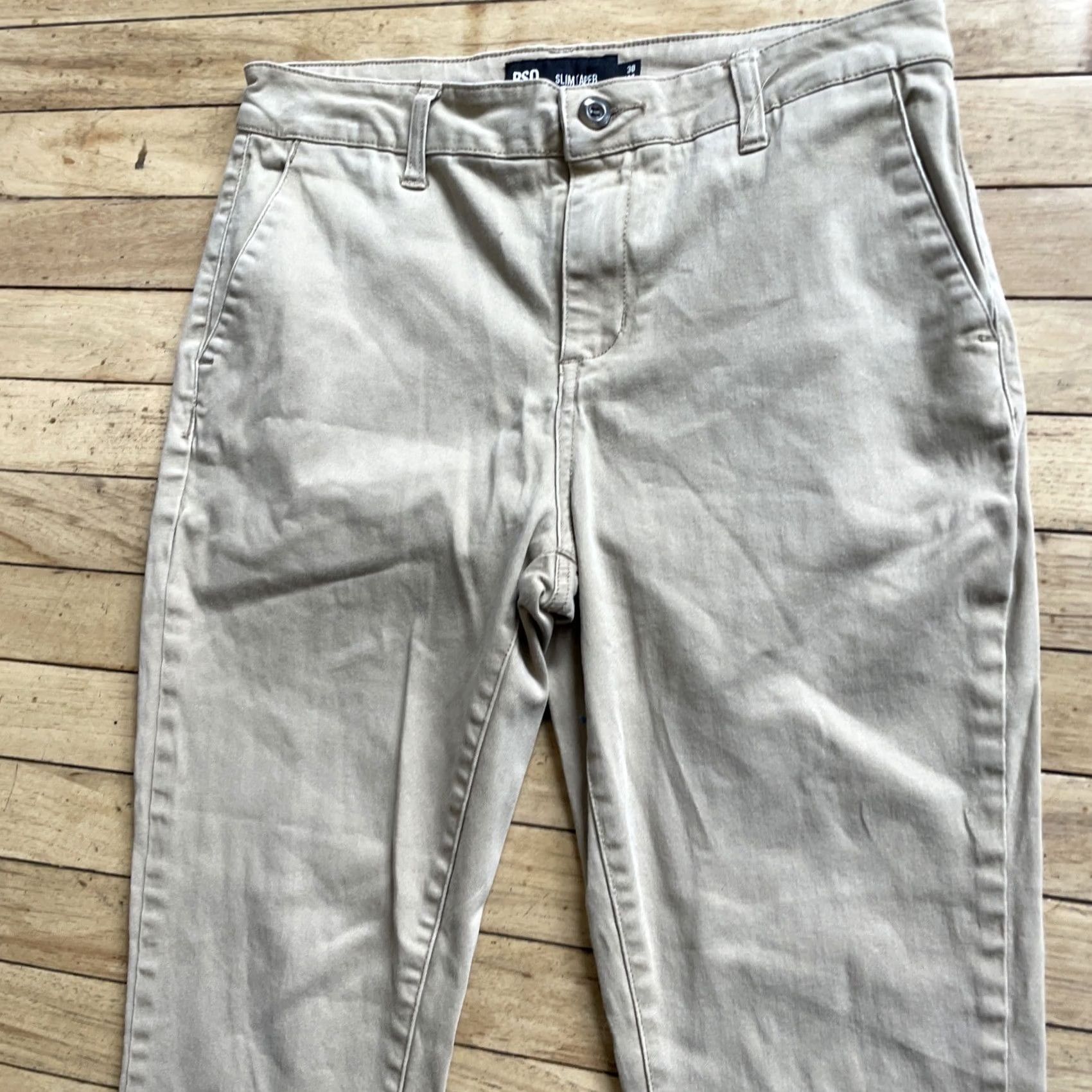 Rsq RSQ Pants Men 30x30 Slim Taper Flat Chino Khaki Stretch Spandex Academia Mens Casual Workwear 30 Khaki Slim Tapered 90s RSQ Theme Size US 30 / EU 46 - 3 Thumbnail