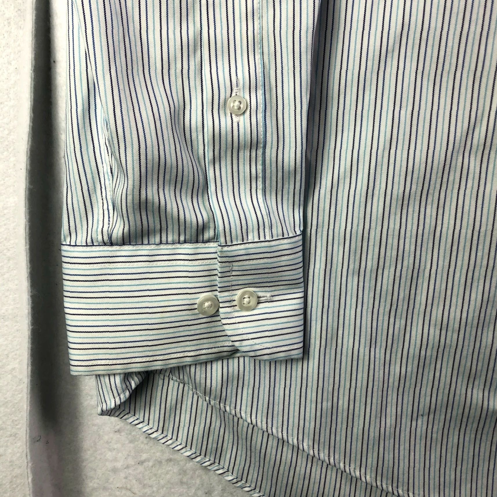 Croft & Barrow Croft & Barrow Pinpoint Non Iron Mens 16.5 32/33 White Striped Long Sleeve Shirt Size US XL / EU 56 / 4 - 2 Thumbnail