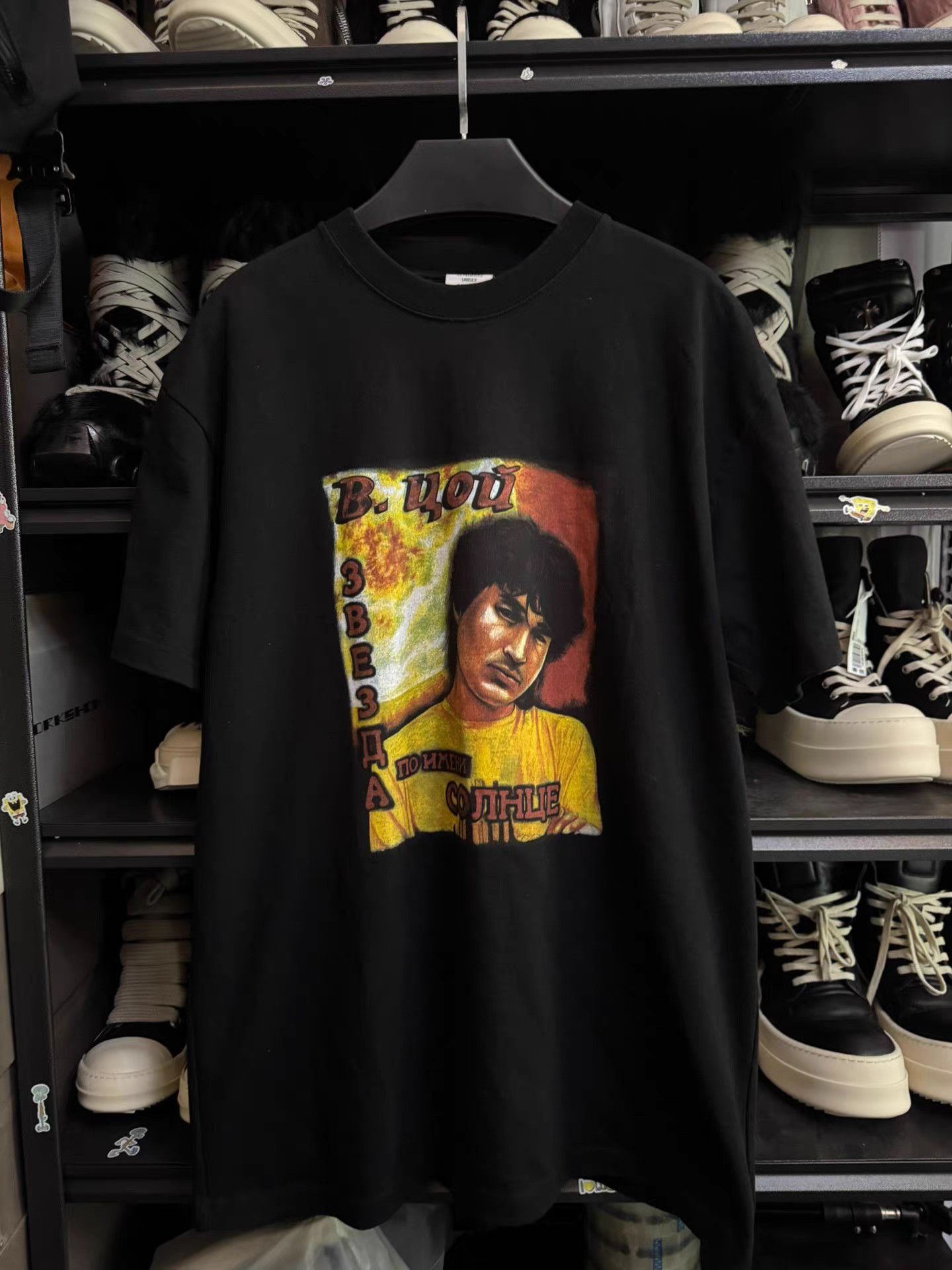 Vetements Vetements 19ss Viktor Tsoi Portrait T-shirt Size US M / EU 48-50 / 2 - 1 Thumbnail