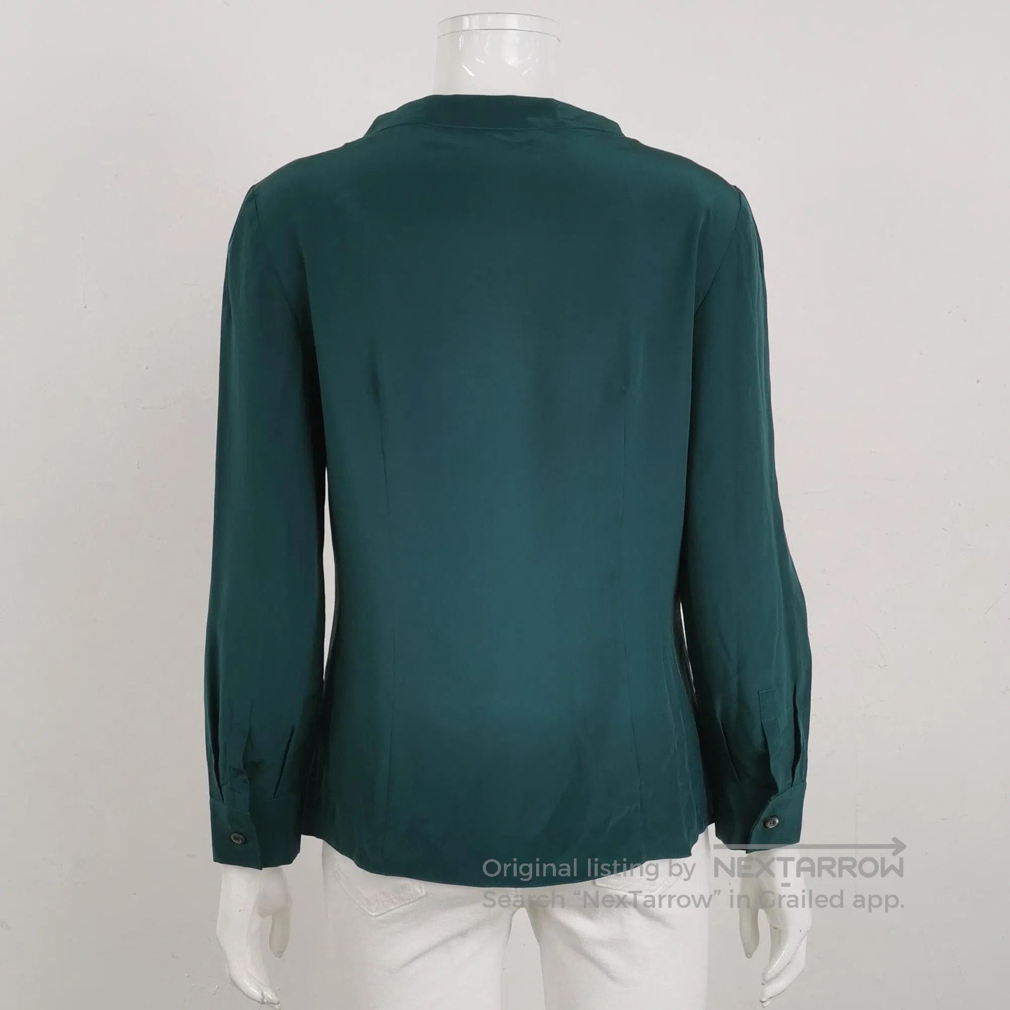 Prada Prada Ruffled Silk Blouse in Green . Size L / US 10 / IT 46 - 1 Thumbnail