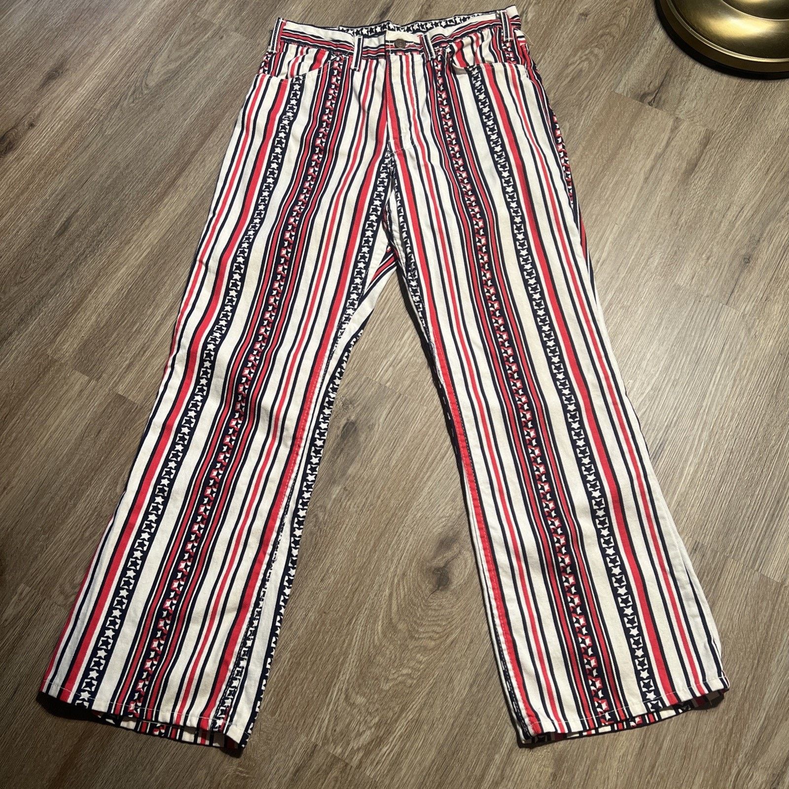 Levi's 60s Vintage LEVI'S Big E Stars Stripes Flare Jeans 29 27 VGC Size US 29 - 1 Thumbnail
