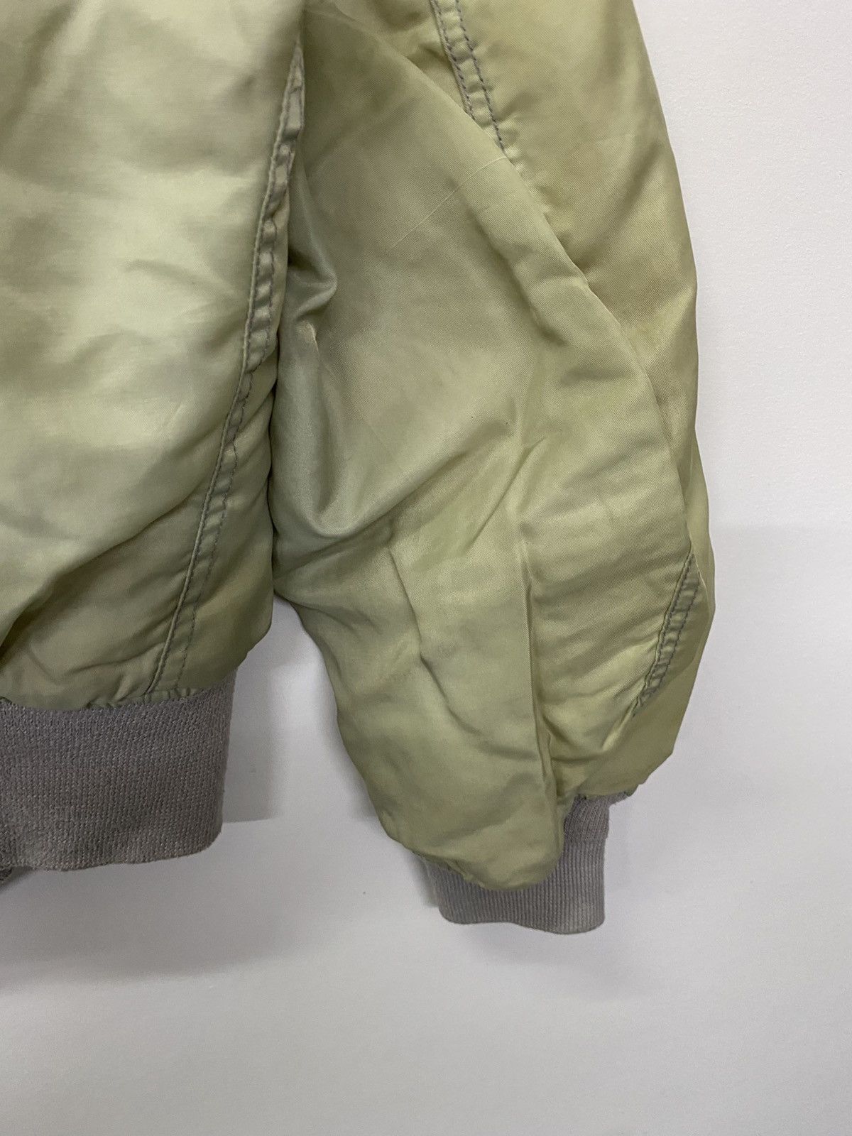 Vintage Vintage Distressed Jacket Flyer MA-1 Bomber Jacket Size US S / EU 44-46 / 1 - 8 Thumbnail
