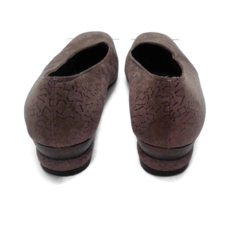 Salvatore Ferragamo Salvatore Ferragamo 8 AA pump shoes Suede Flats Slip on Size US 8 / IT 38 - 3 Thumbnail