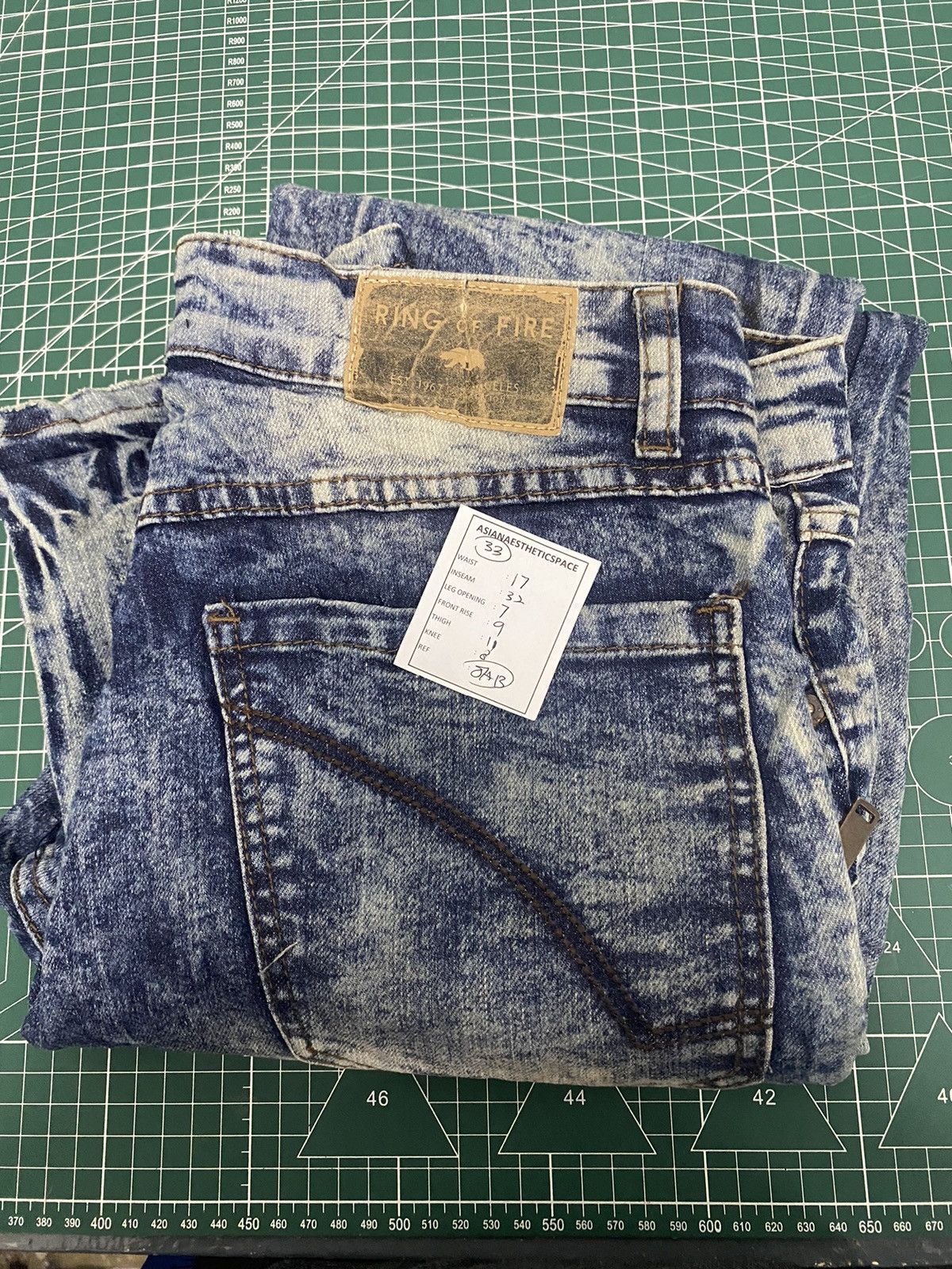 GOSTAR DE FUGA × Japanese Brand Ring of Fire Distressed Acid Washed Zipper Knee Honeycomb Size US 33 - 21 Thumbnail