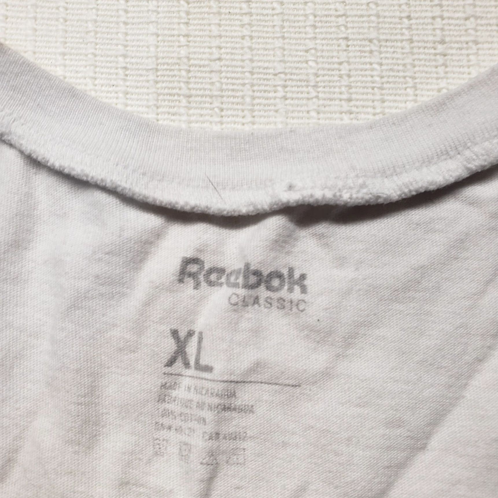 Reebok Reebok Shirt Tank Top XL White Graphic Nailed It Classic Nails Adult Womens Size XL / US 12-14 / IT 48-50 - 3 Thumbnail