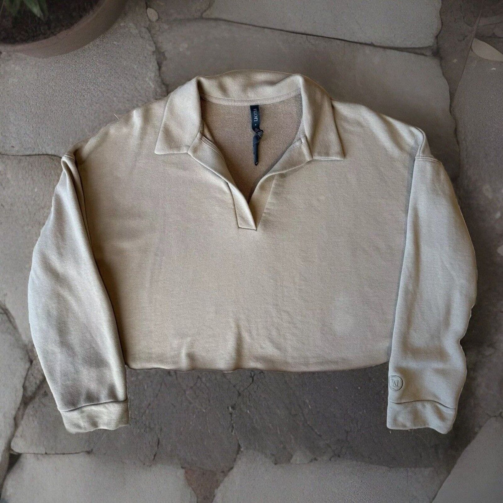 Vuori Vuori Sedona Polo Sweatshirt Medium Tan Fleece Pullover Size M / US 6-8 / IT 42-44 - 1 Thumbnail