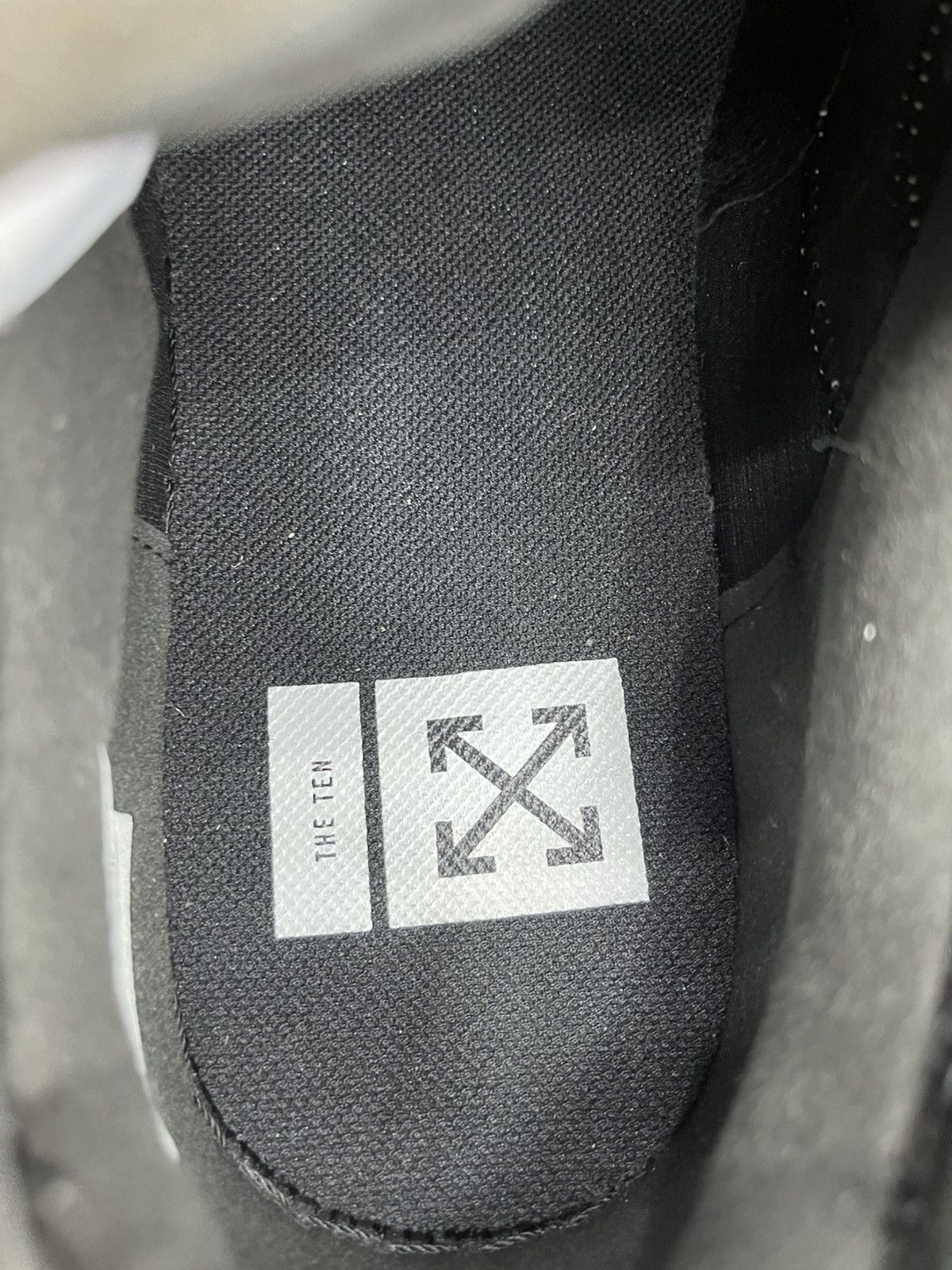 Off-White Size 10.5 - Nike Air Force 1 Off-White Black White Size US 10.5 / EU 43-44 - 14 Thumbnail