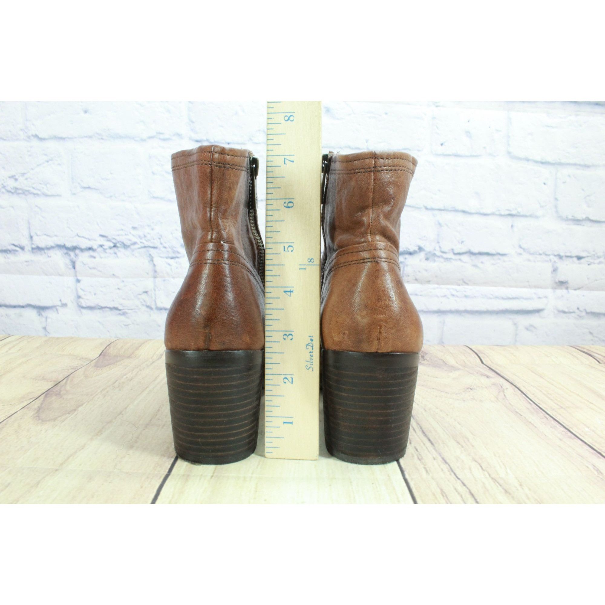 Leather × Other Arturo Chiang Masin Side Zip Western Ankle Booties Size 9 M Size US 9 / IT 39 - 6 Thumbnail