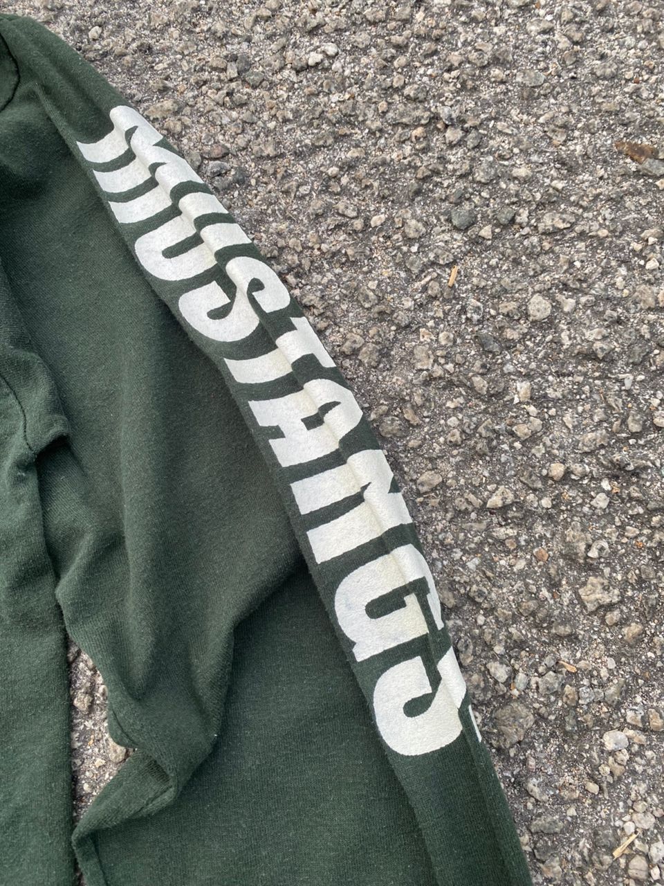 Mustang Vintage 90s Evergreen Park Mustang Basketball Sportwear Tee Size US M / EU 48-50 / 2 - 12 Thumbnail