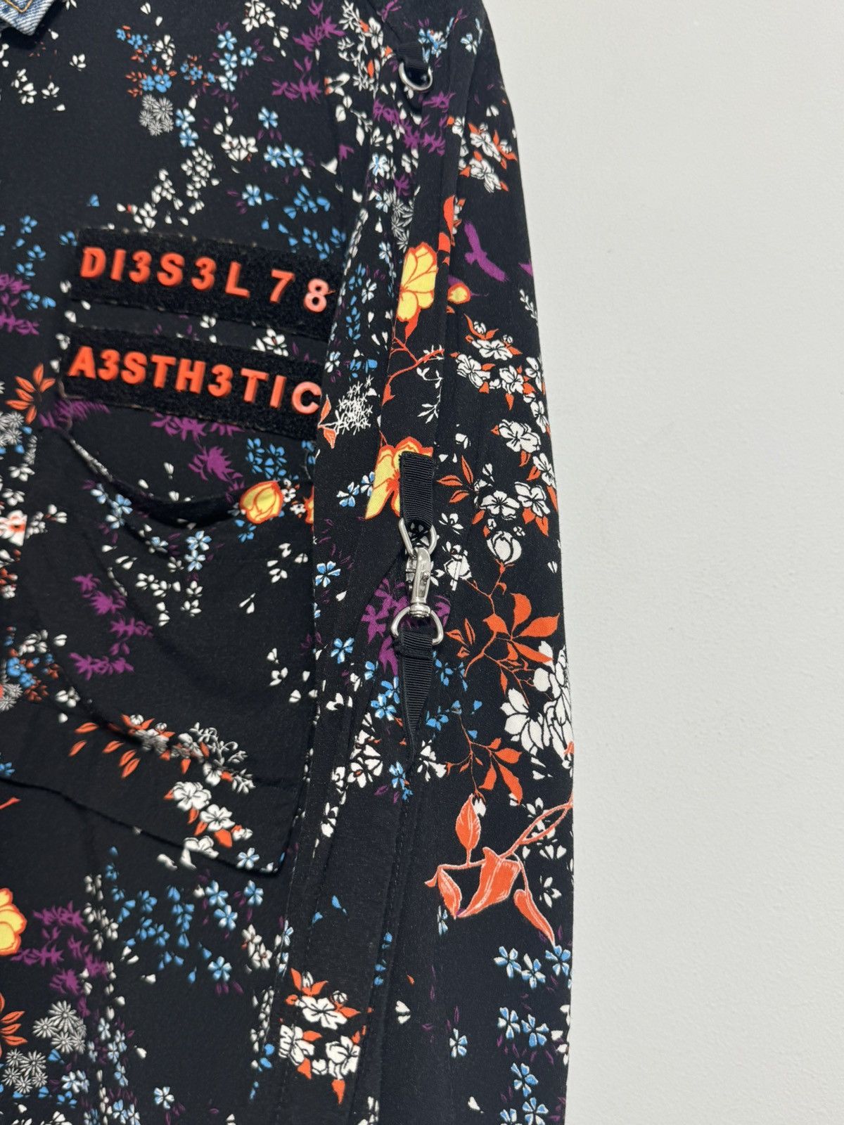 Designer × Diesel 🔥Diesel Vintage Y2K style hype Button Up Women’s Size S / US 4 / IT 40 - 10 Thumbnail